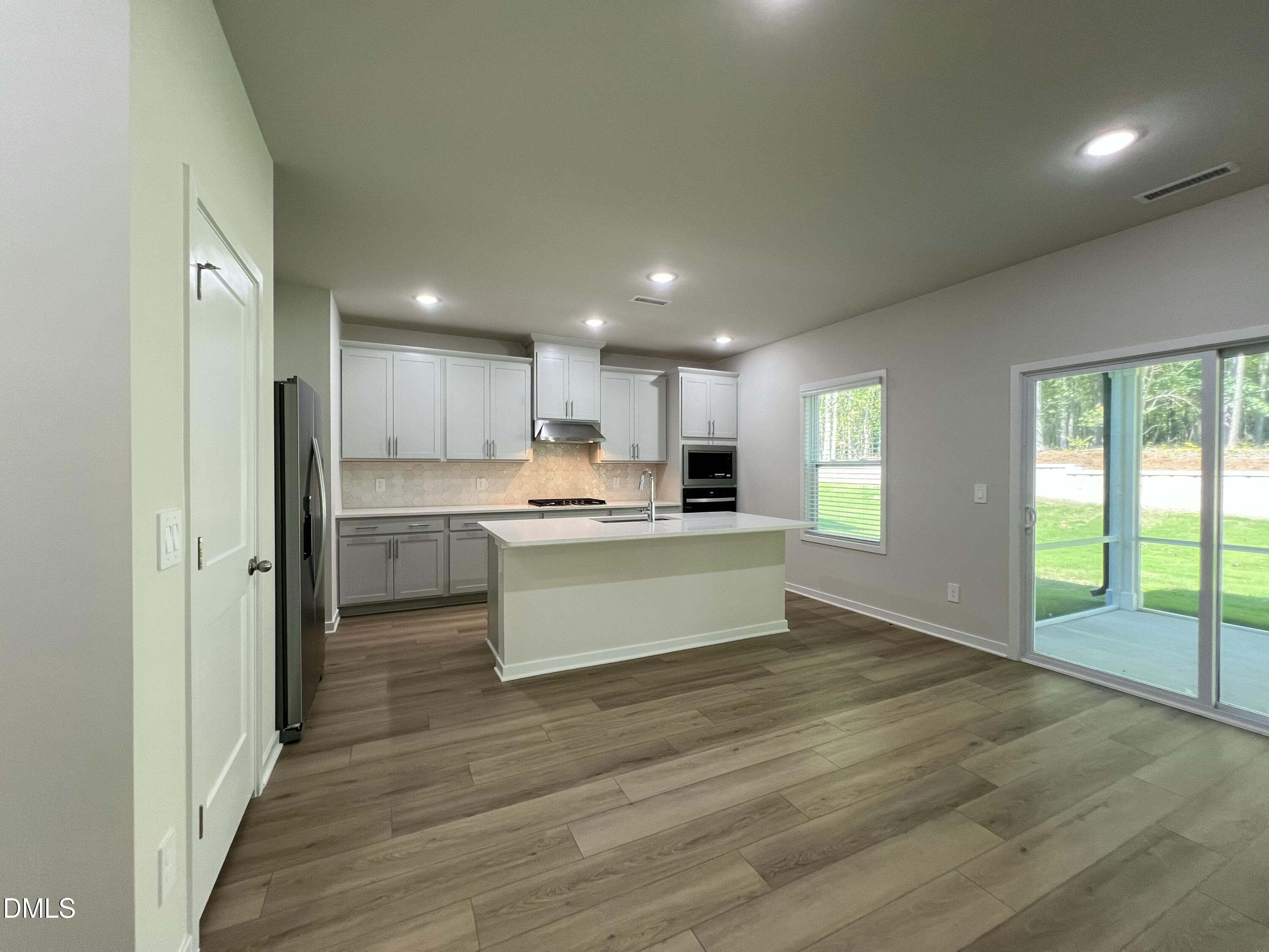 5959 Fallowfield Lane Property Photo 4