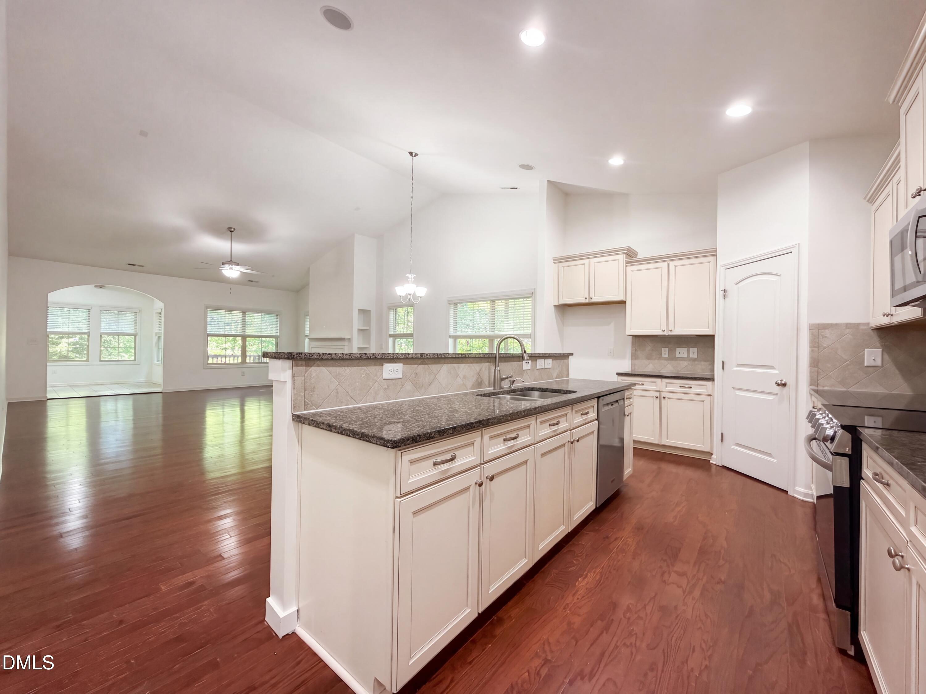 6621 Blalock Forest Drive Property Photo 2
