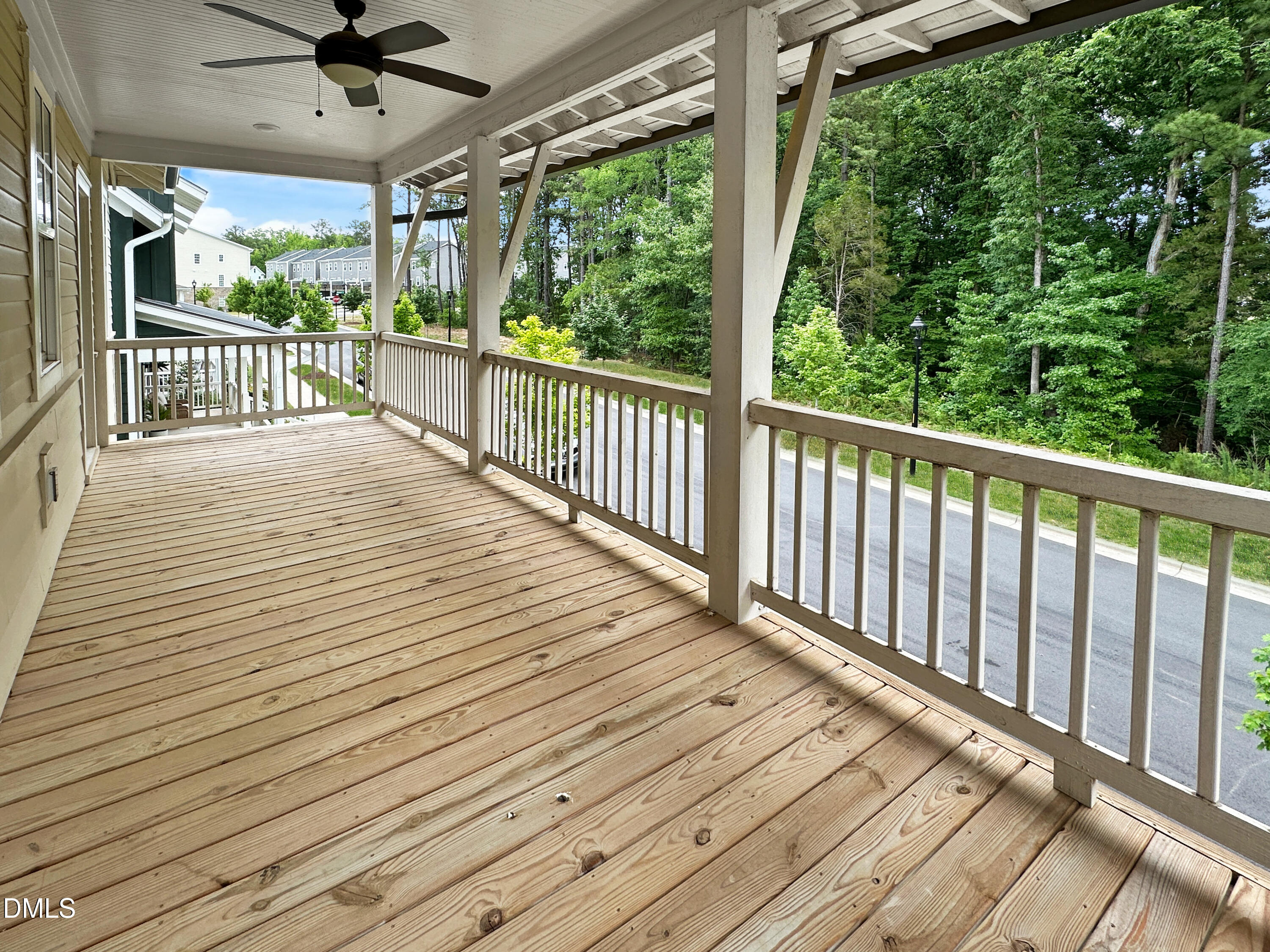 1037 Whitehall Circle Property Photo 35