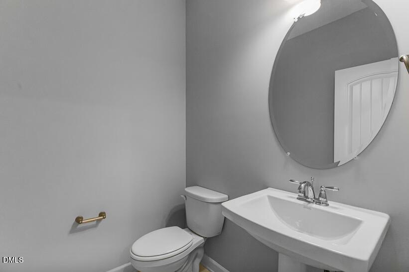 210 Cardovia Way Property Photo 7