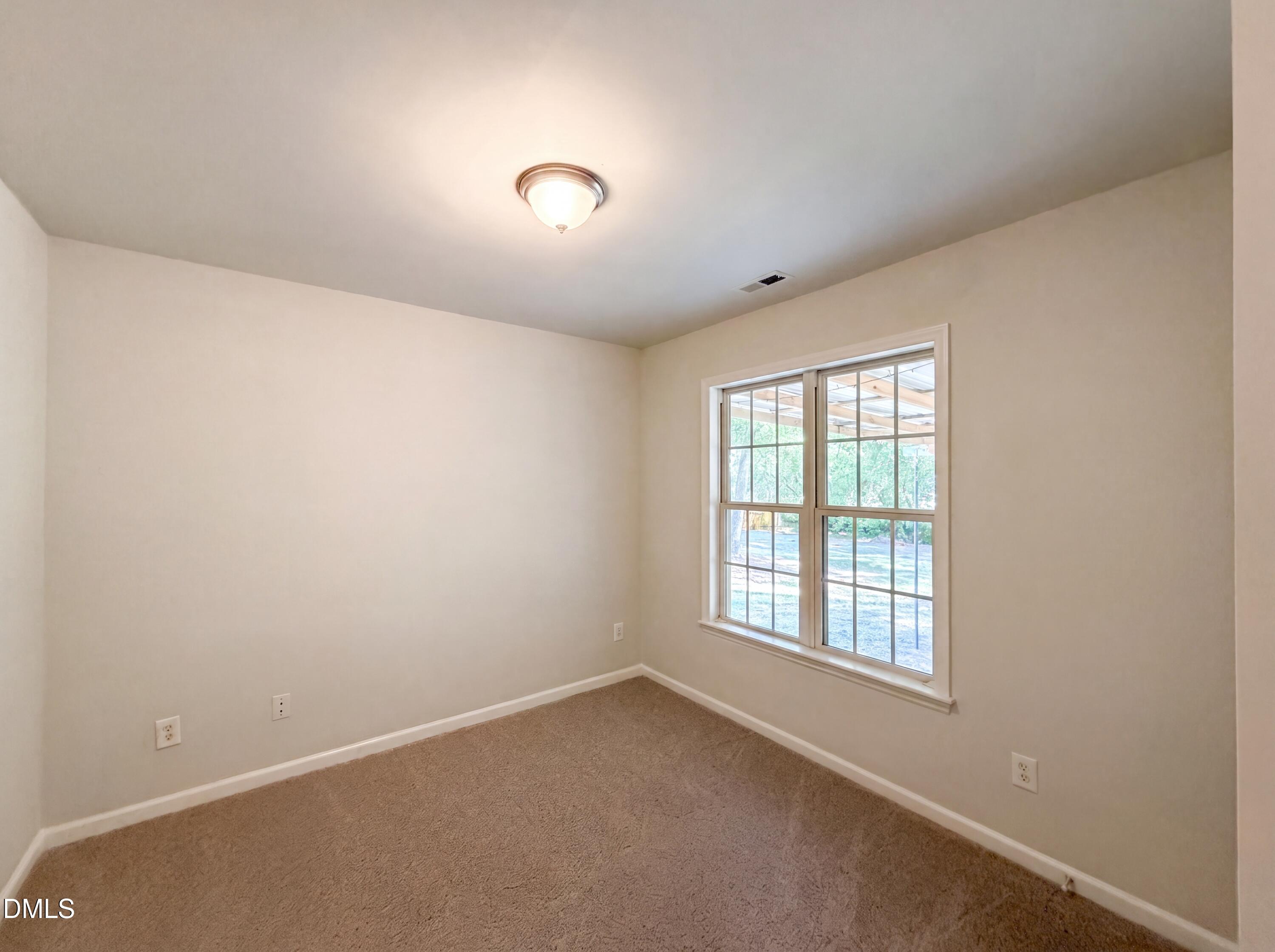 524 Pearce Avenue Property Photo 9