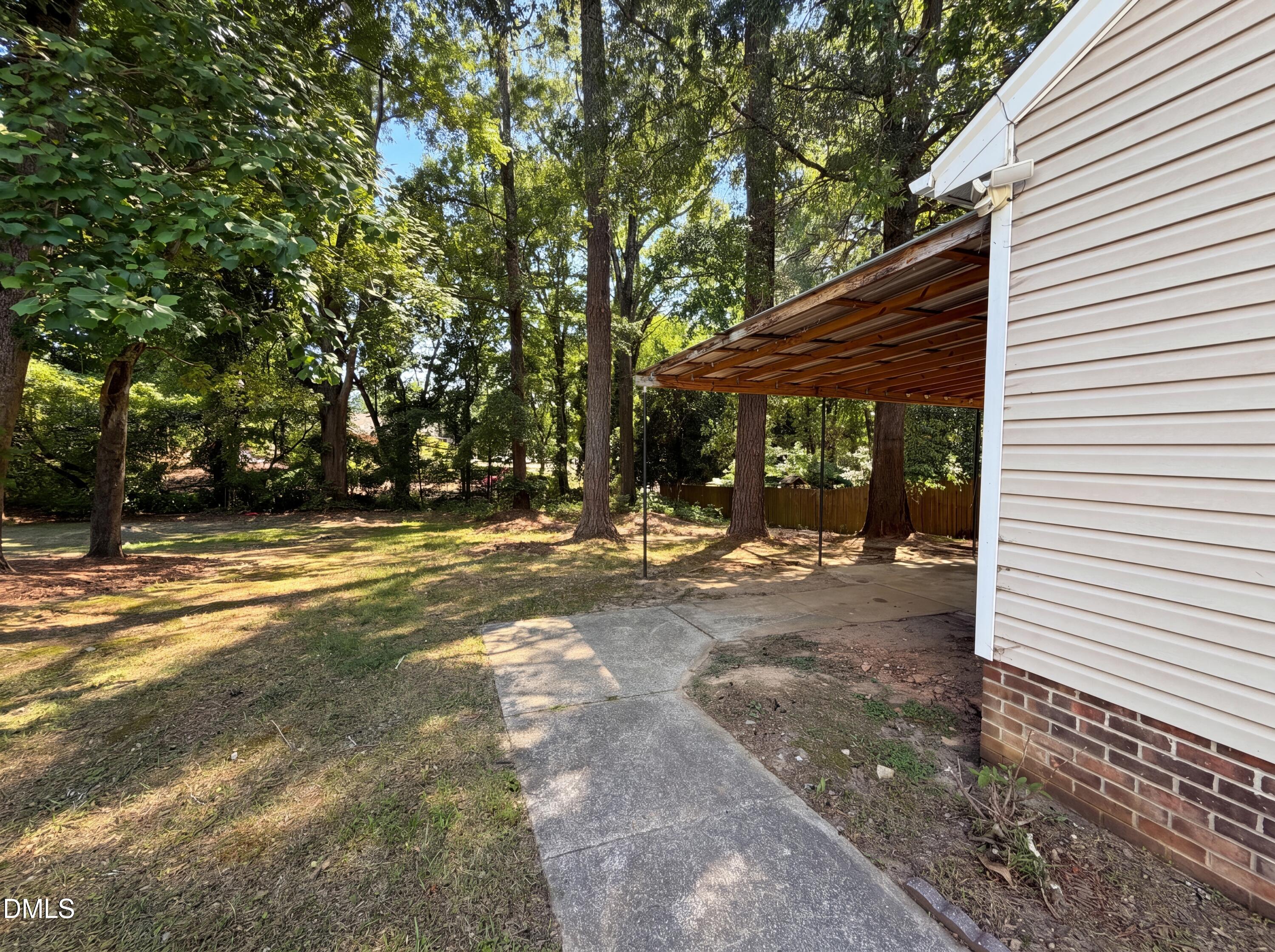 524 Pearce Avenue Property Photo 16