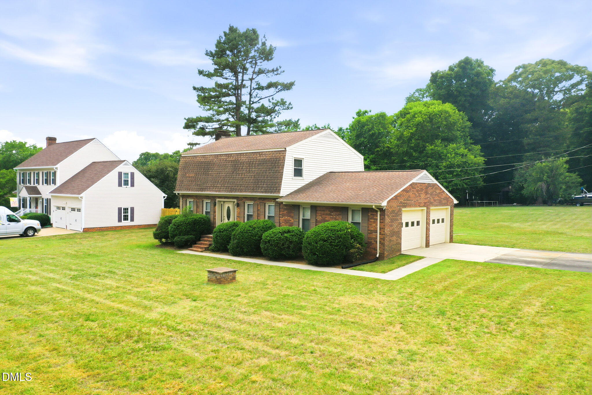 1003 Camelot Lane