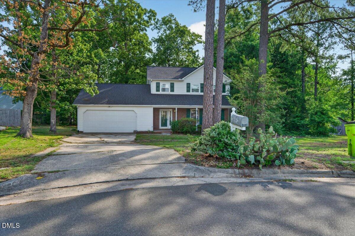 5806 Wrenwood Court Property Photo 2