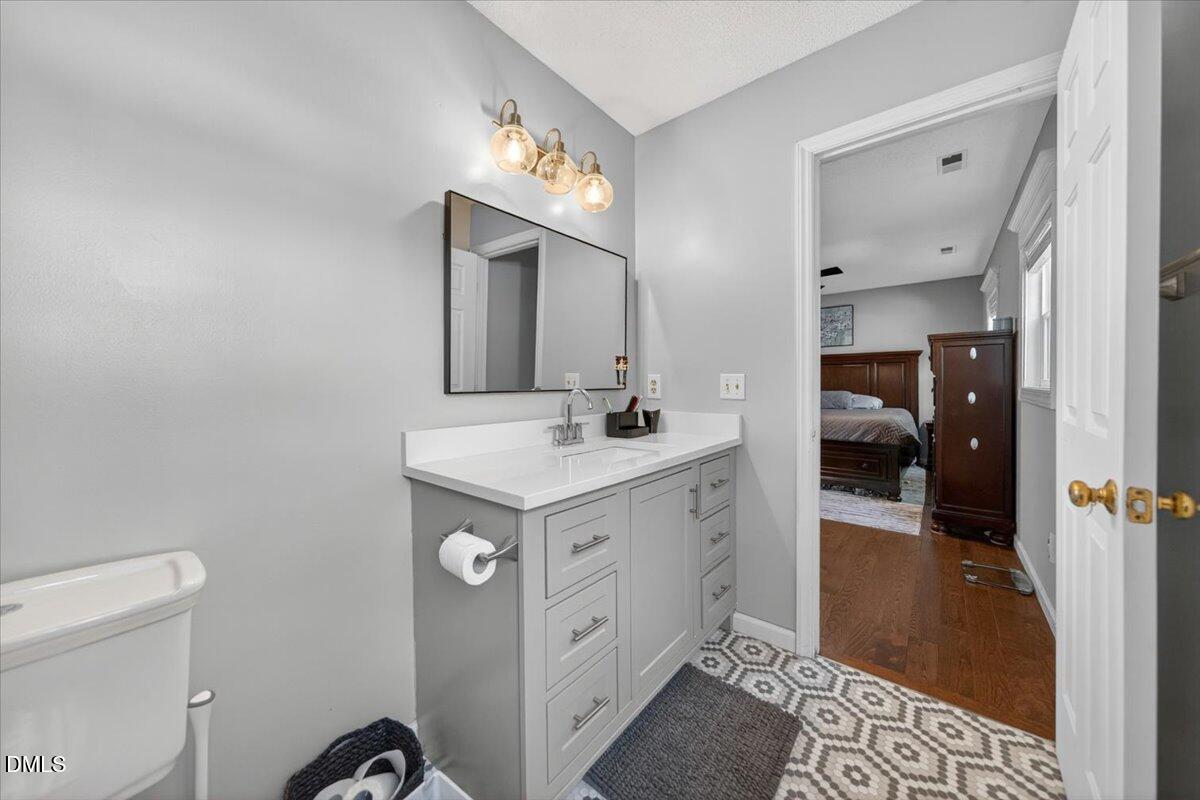5806 Wrenwood Court Property Photo 24