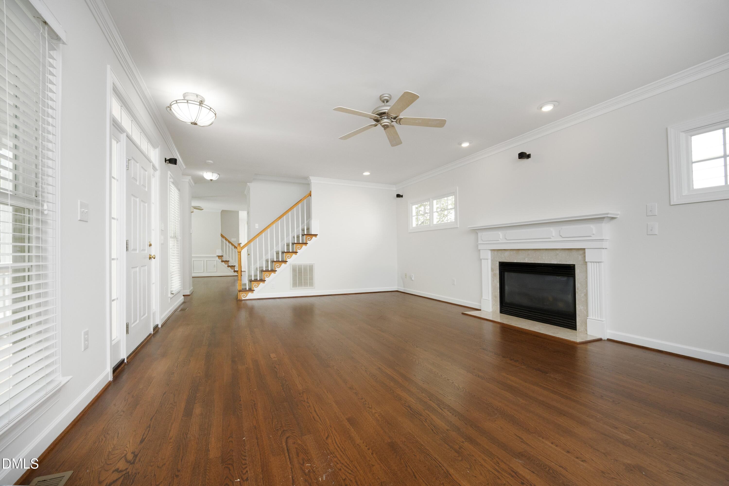 605 Carpenter Town Lane Property Photo 8