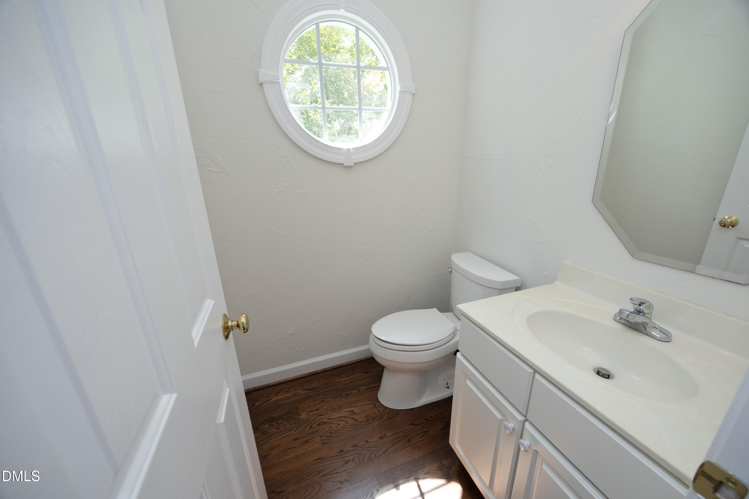605 Carpenter Town Lane Property Photo 20