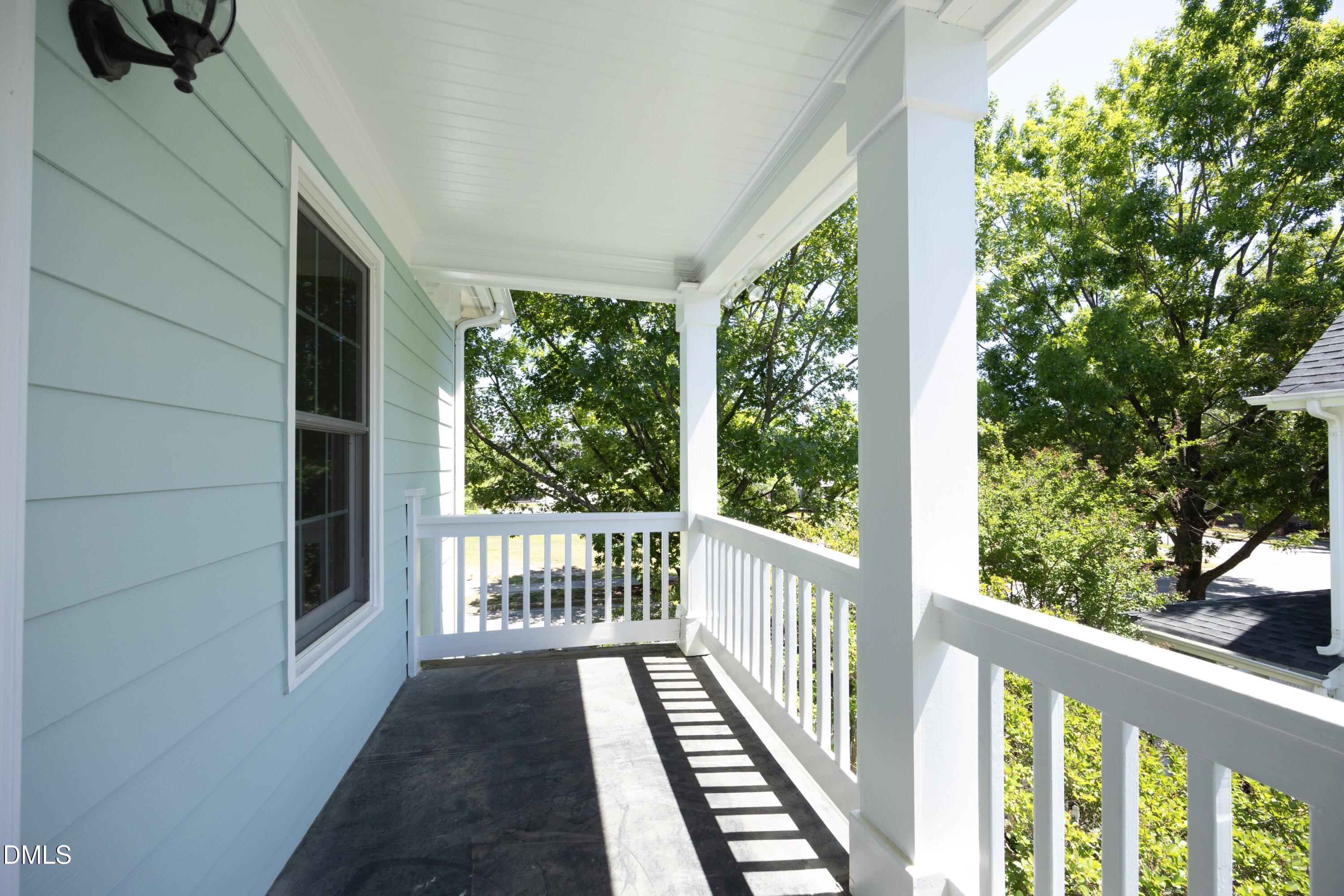 605 Carpenter Town Lane Property Photo 24
