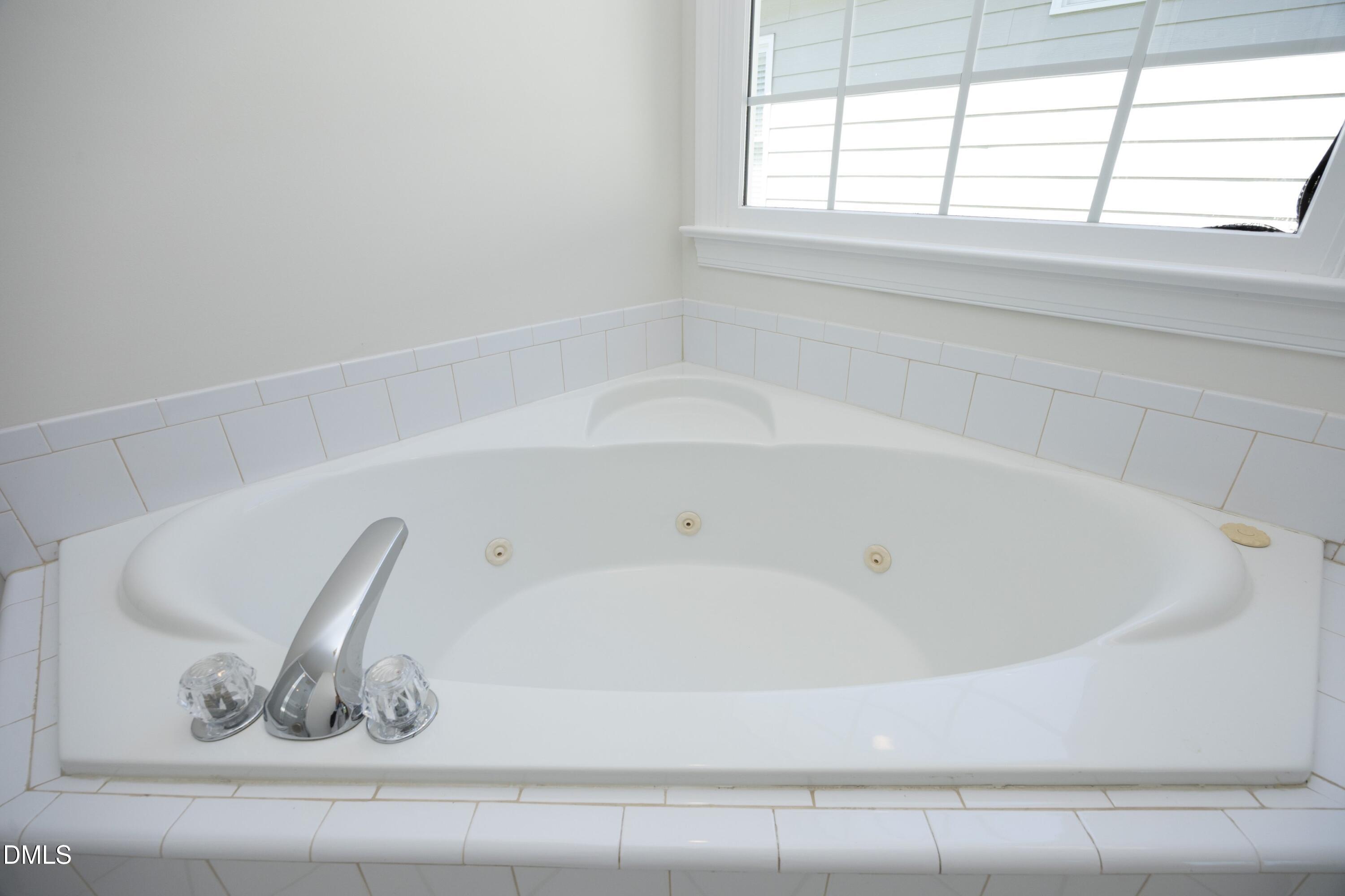 605 Carpenter Town Lane Property Photo 26
