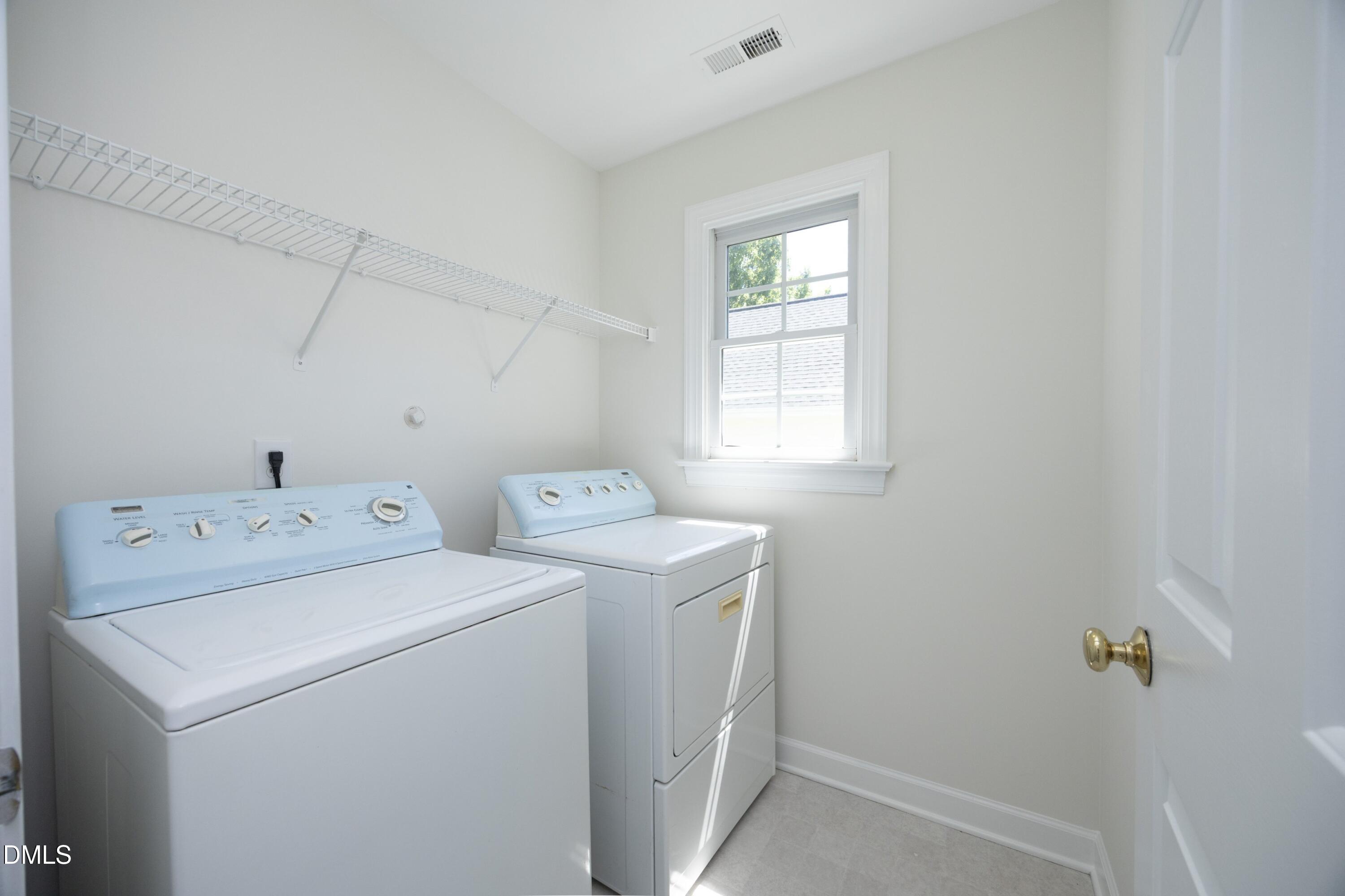 605 Carpenter Town Lane Property Photo 32