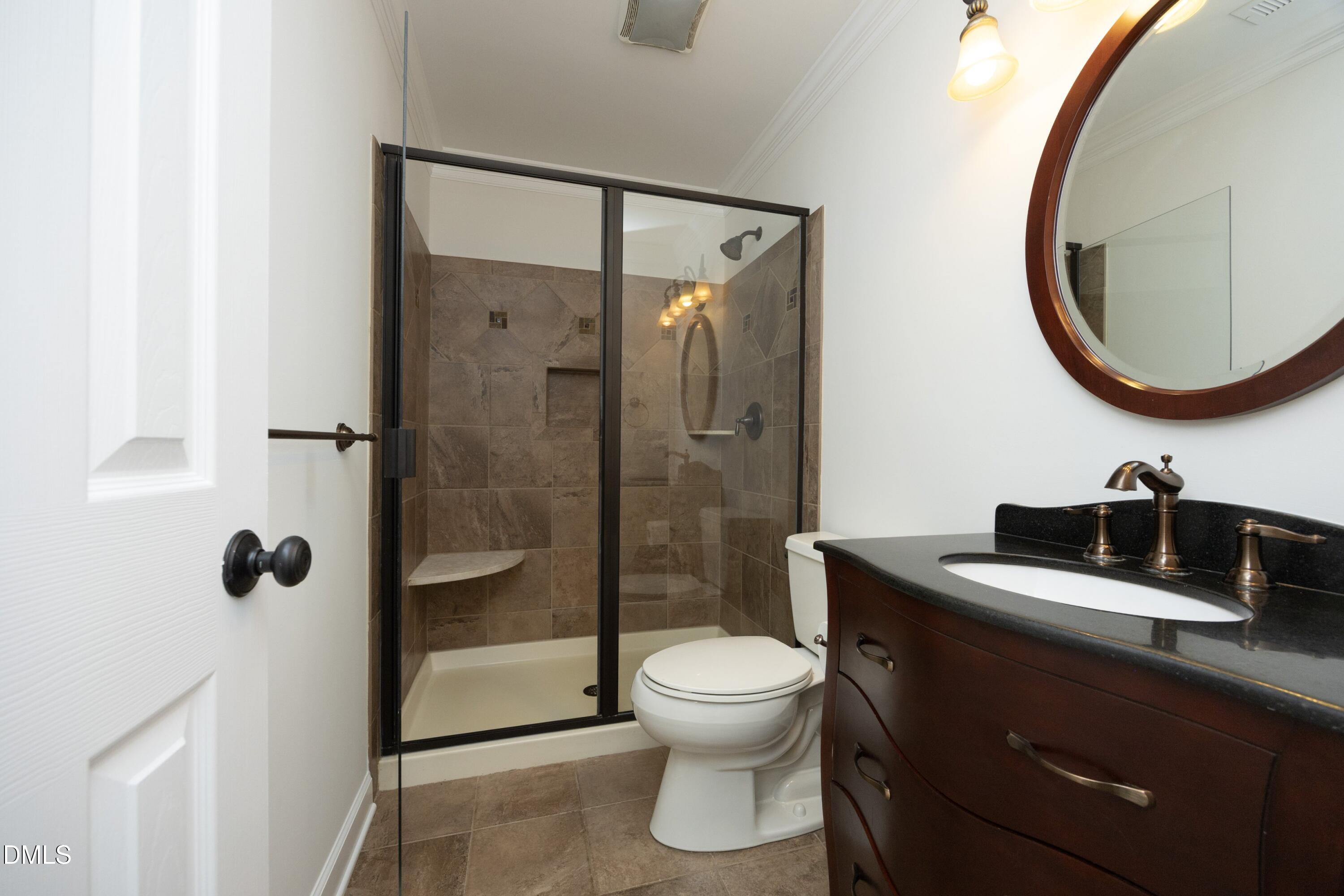 605 Carpenter Town Lane Property Photo 35