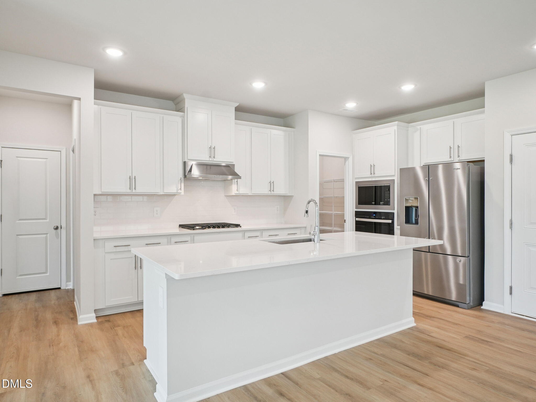 6104 Ivy Brook Trail Property Photo 12