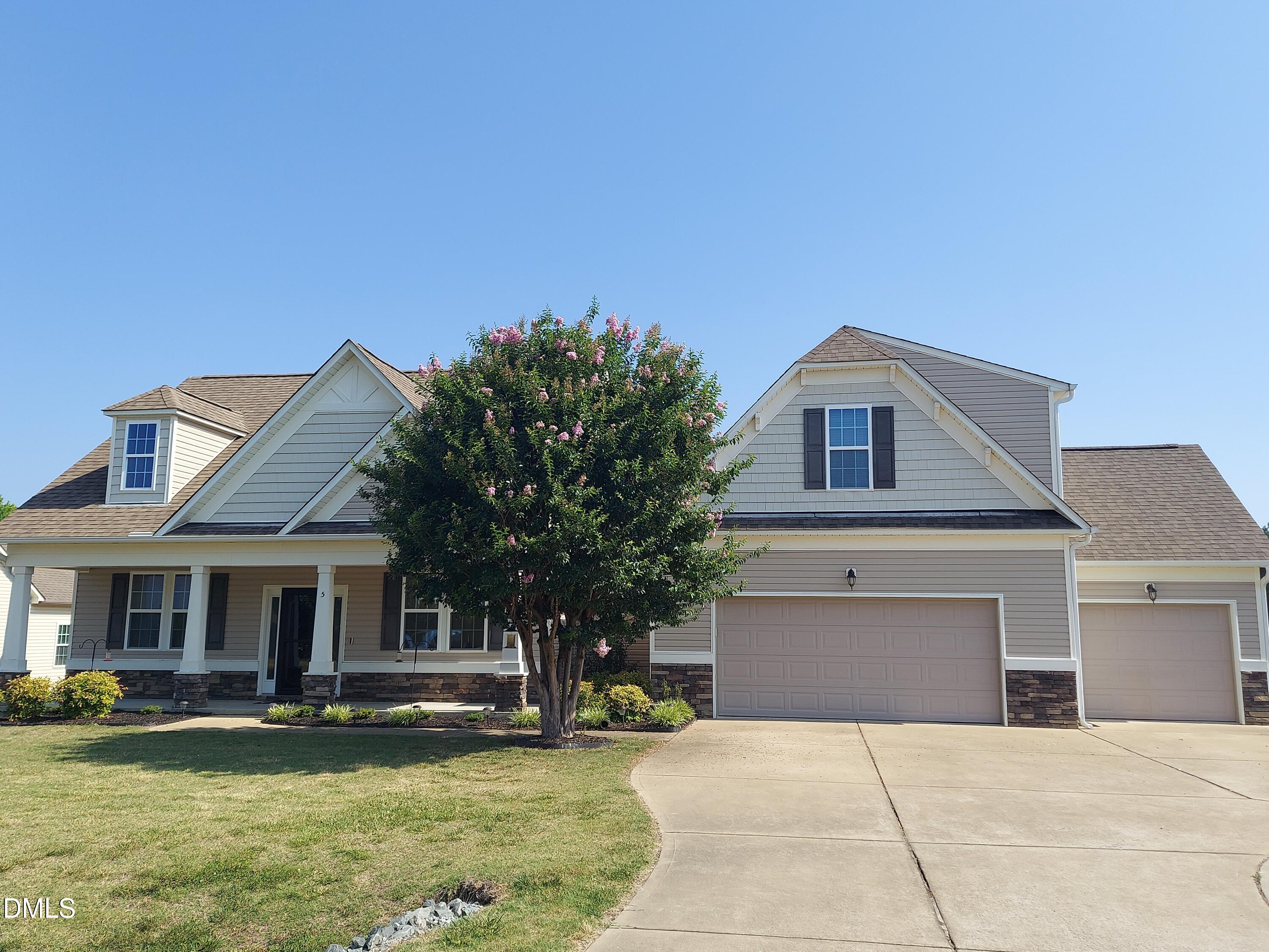5 Seahorse Court Property Photo 1