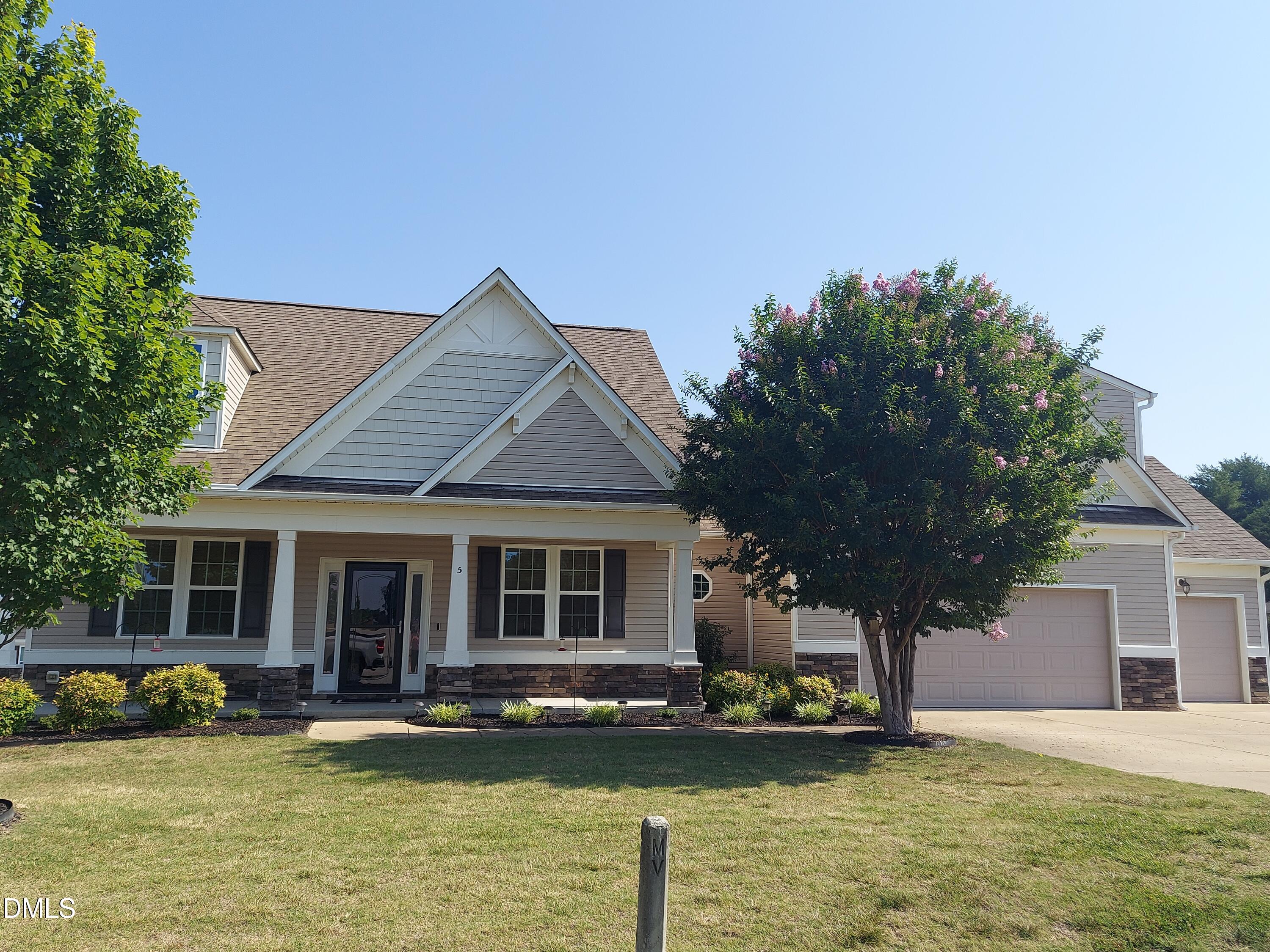 5 Seahorse Court Property Photo 1