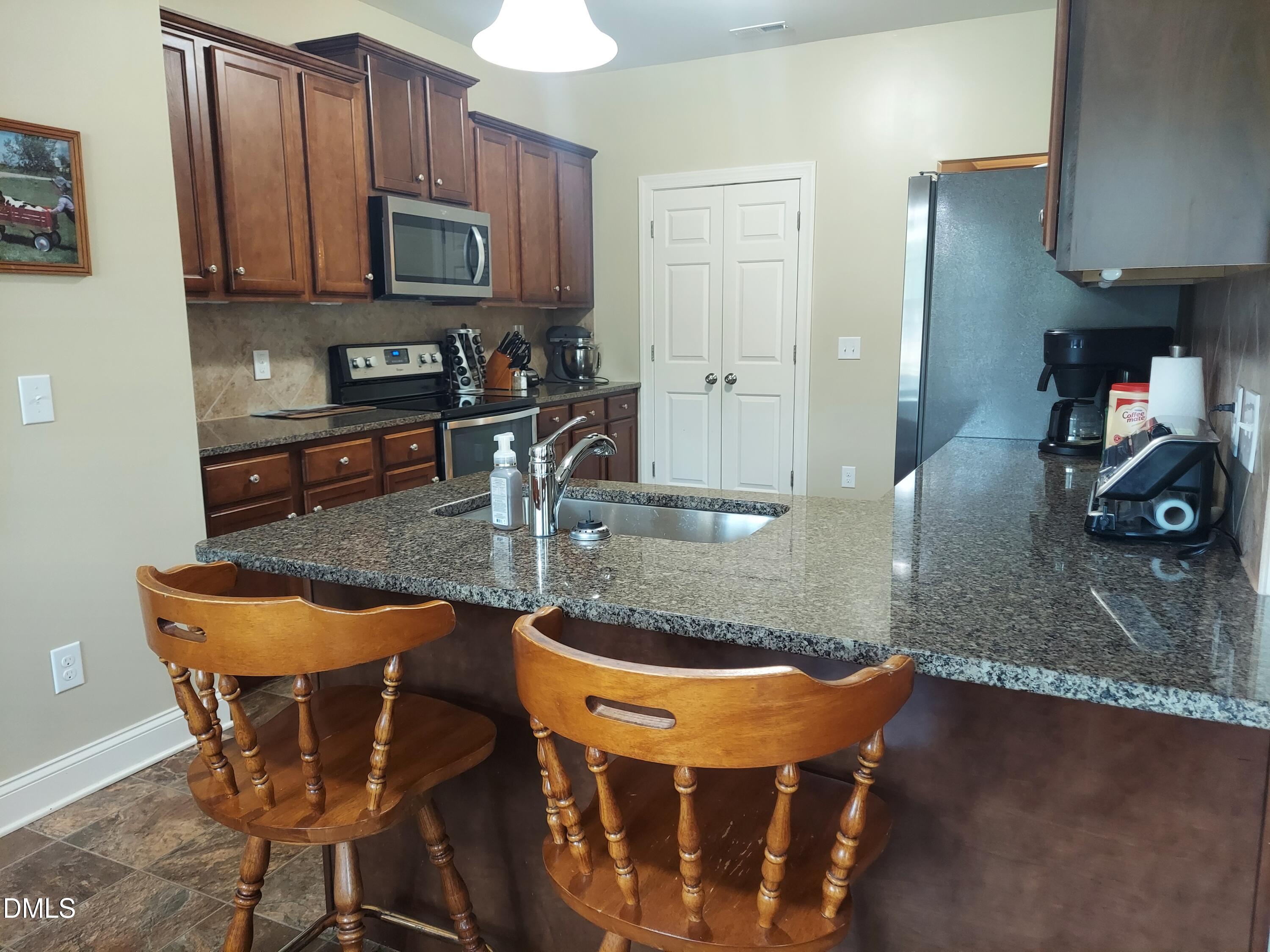 5 Seahorse Court Property Photo 10