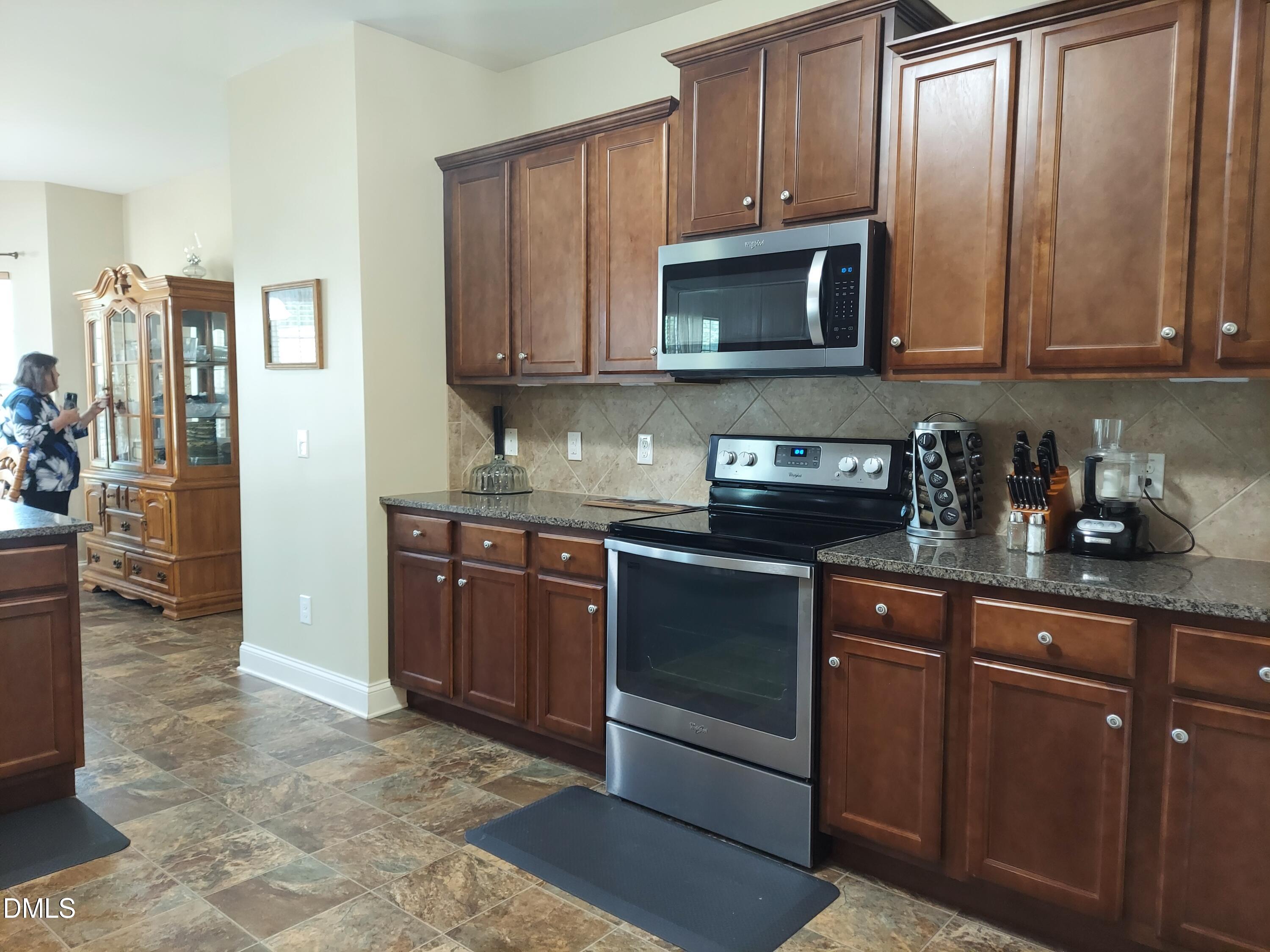 5 Seahorse Court Property Photo 12