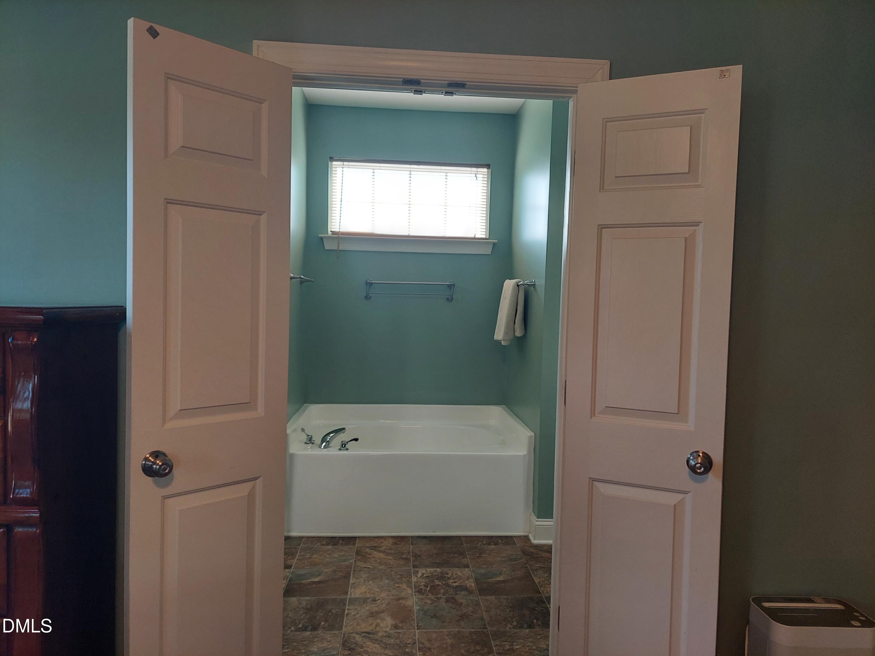 5 Seahorse Court Property Photo 16