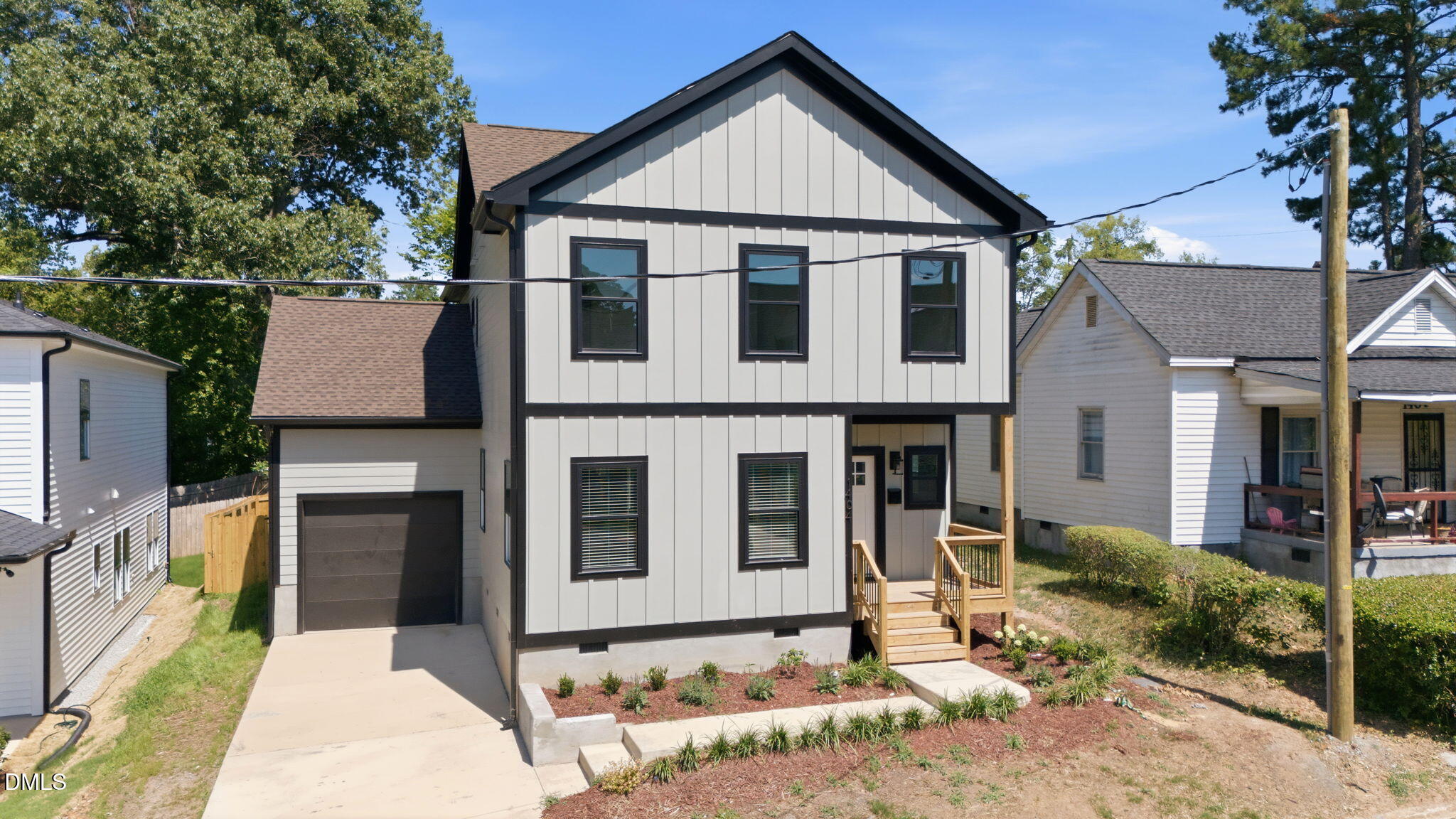 1404 Gearwood Avenue Property Photo 1