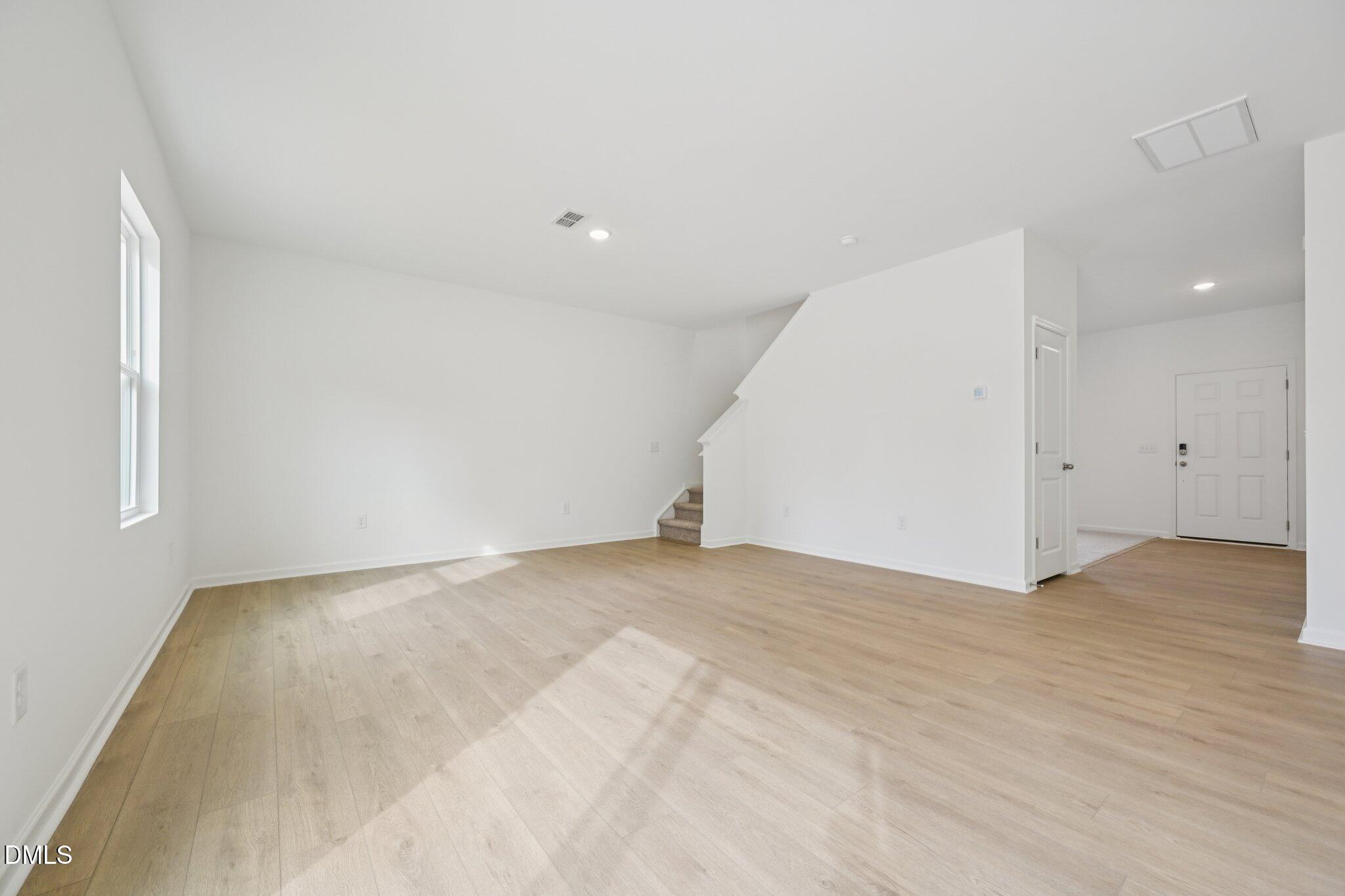 6640 Chillingham Drive Property Photo 8