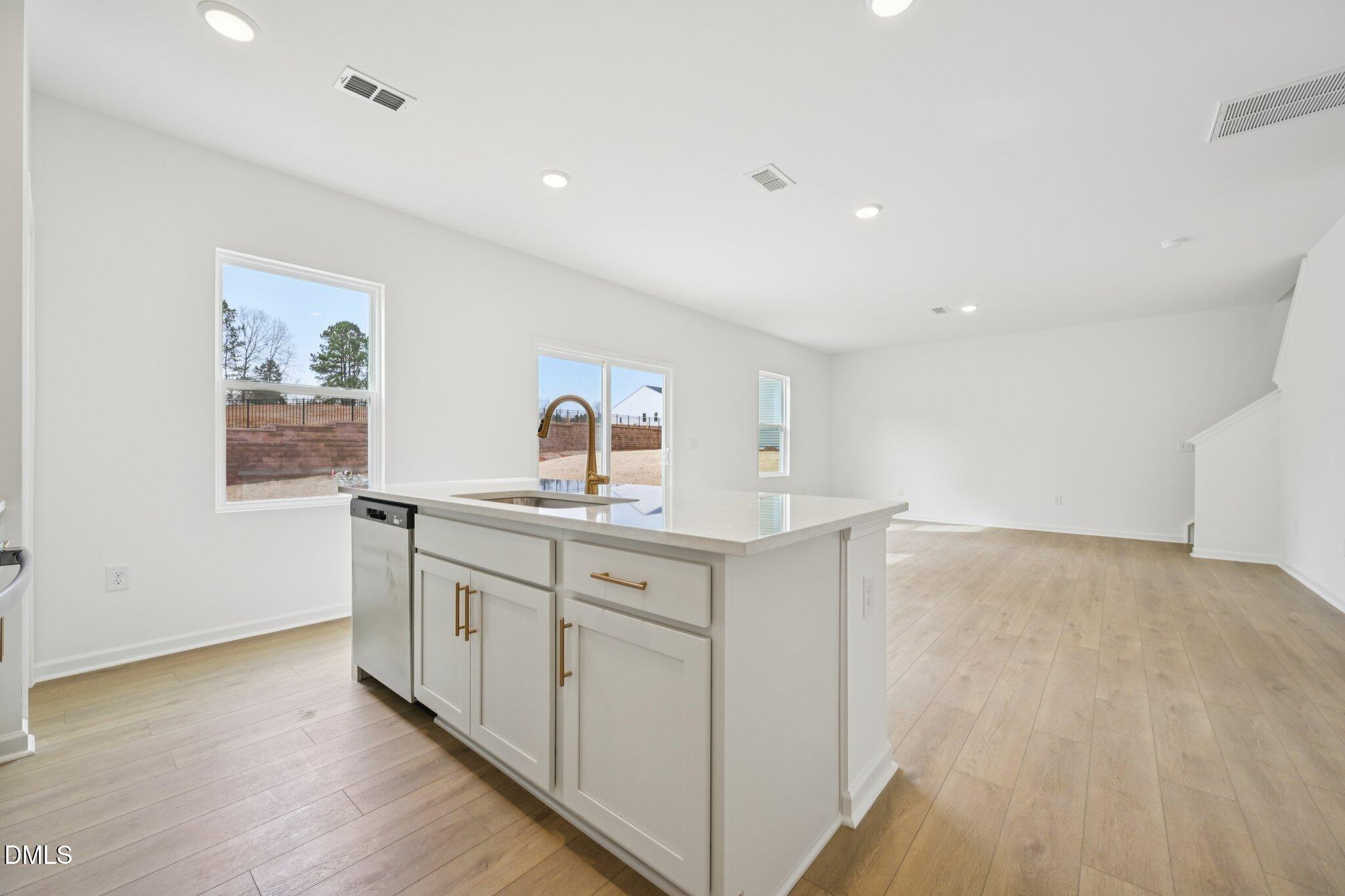 6640 Chillingham Drive Property Photo 17