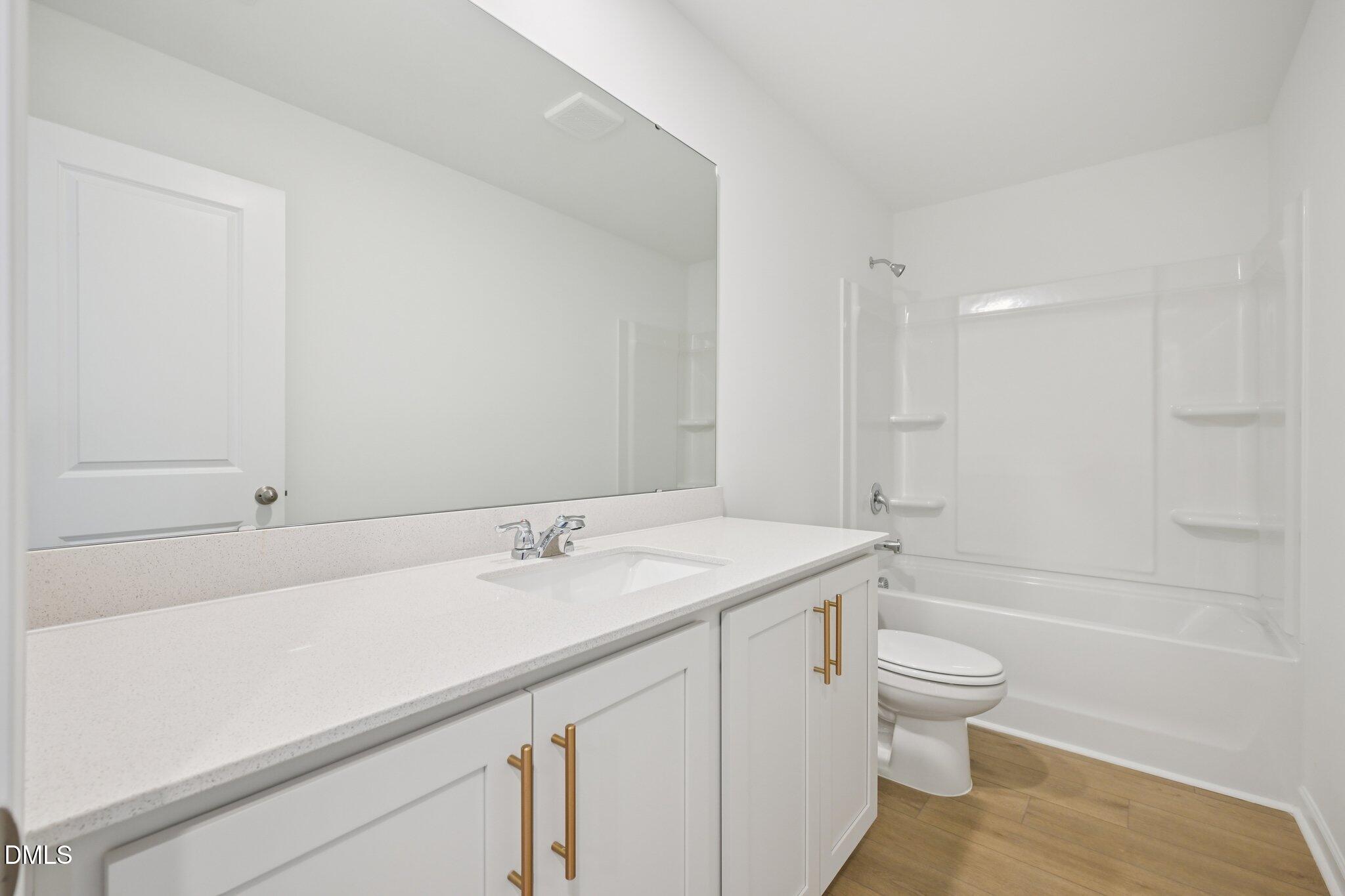 6640 Chillingham Drive Property Photo 22