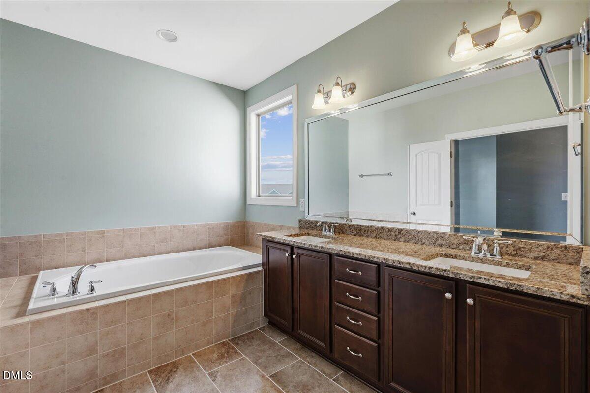 108 Wilders Woods Grove Lane Property Photo 33