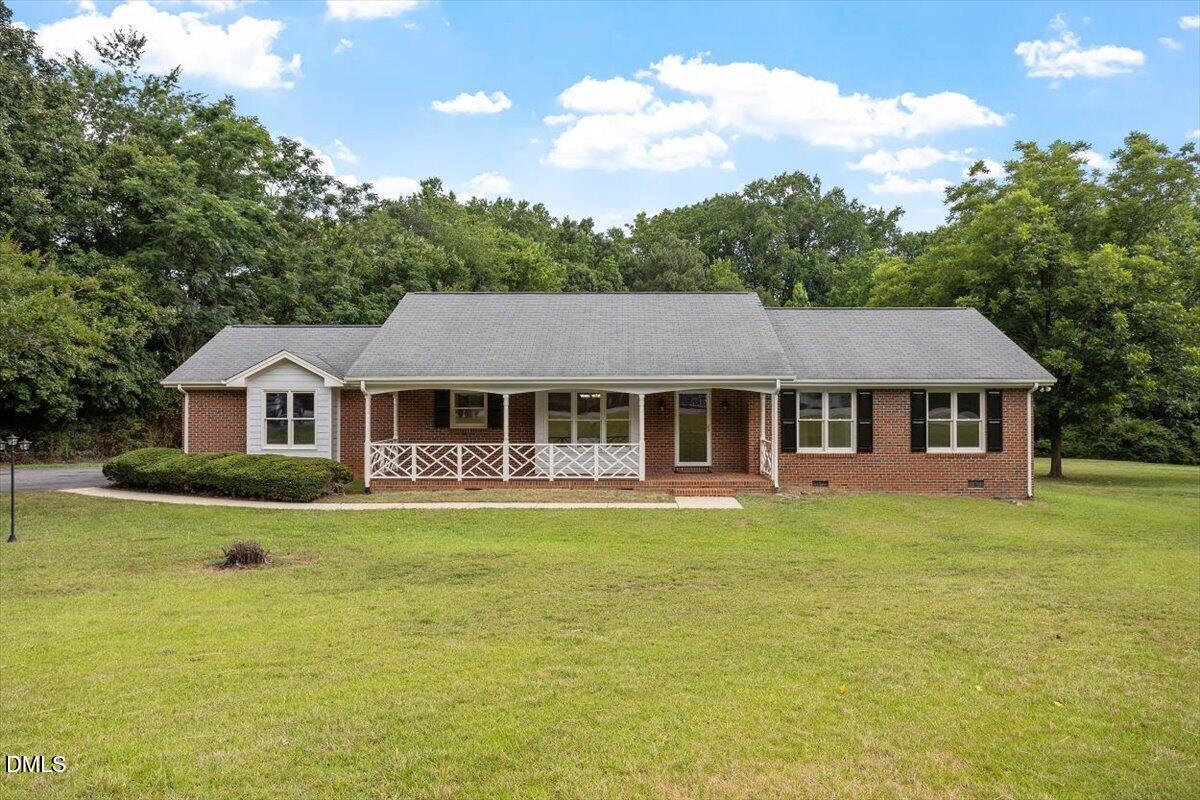 805 Rand Road Property Photo 1
