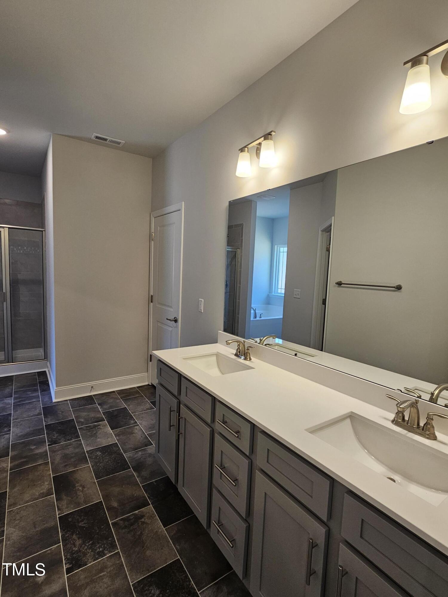 231 River Chapel Drive Property Photo 14