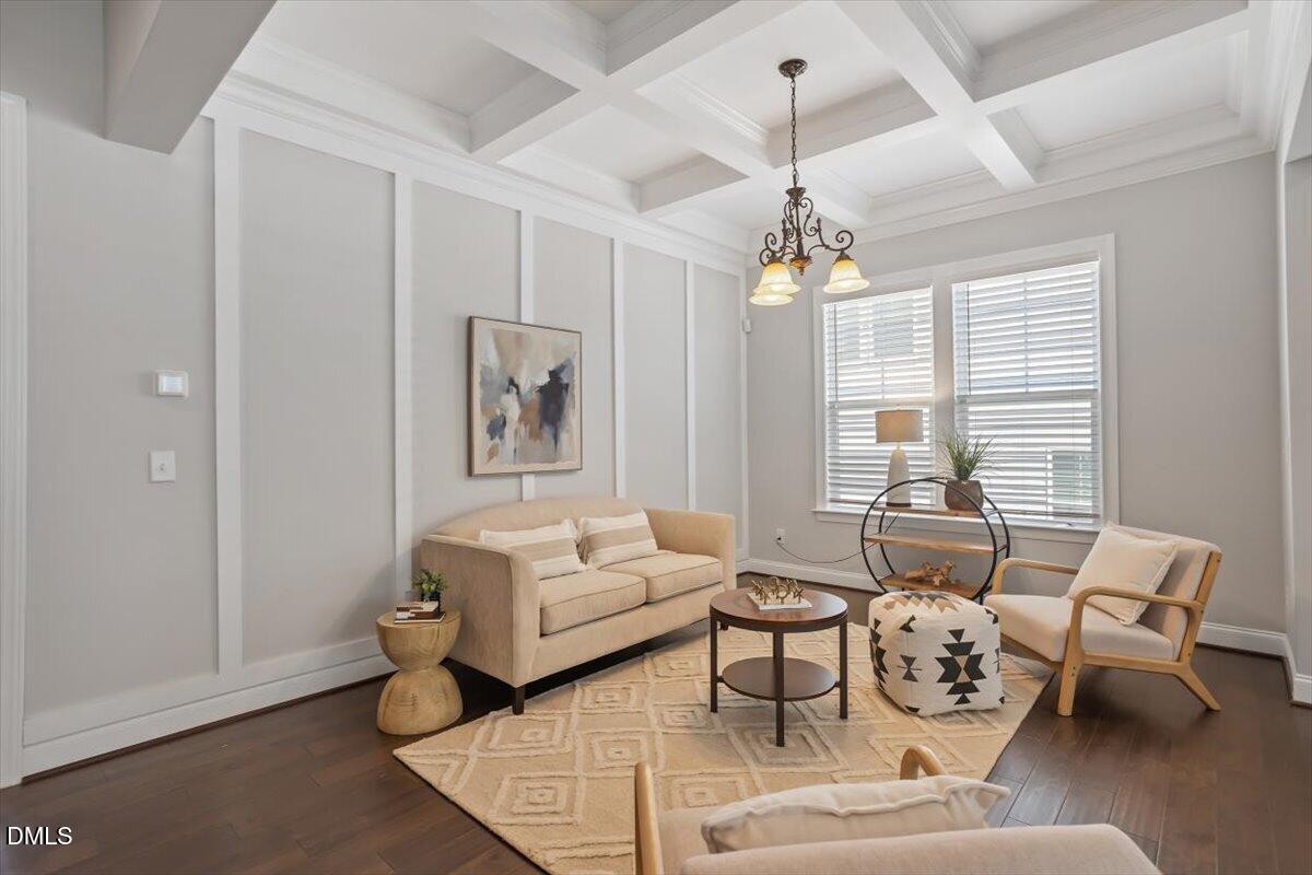 104 Evans Crest Lane