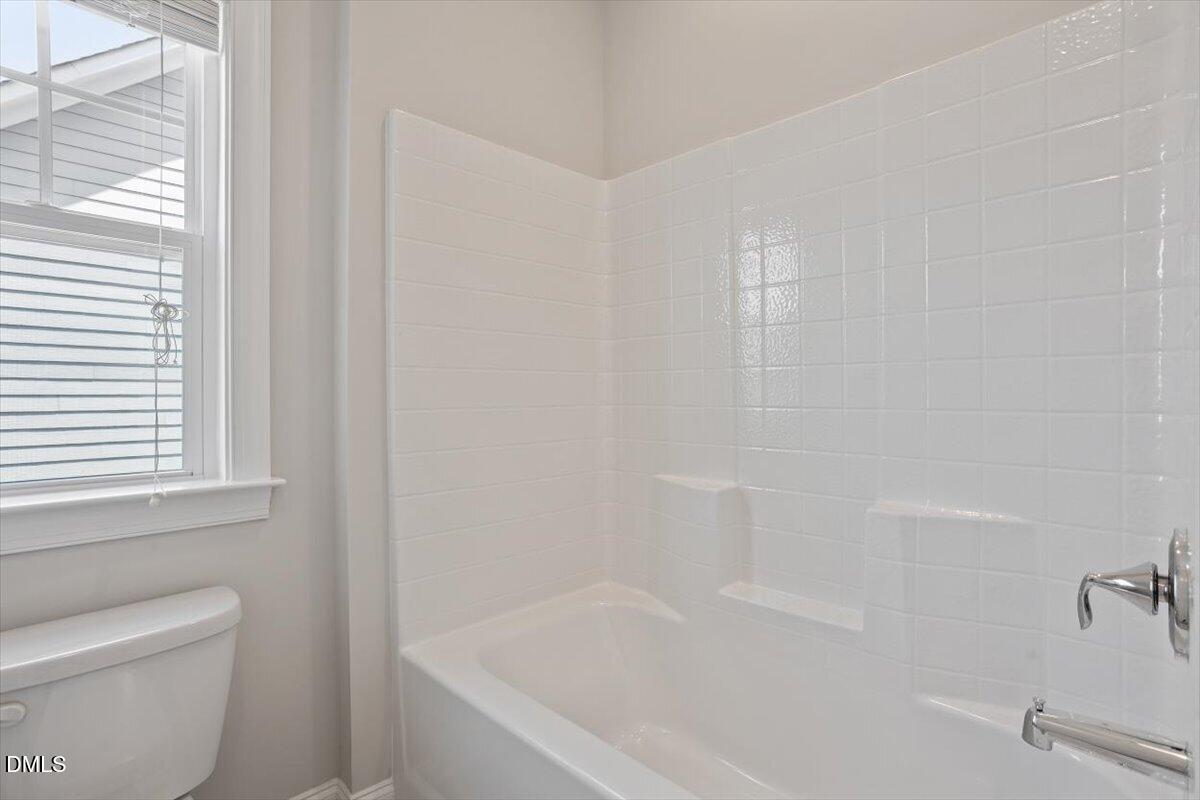 104 Evans Crest Lane Property Photo 39