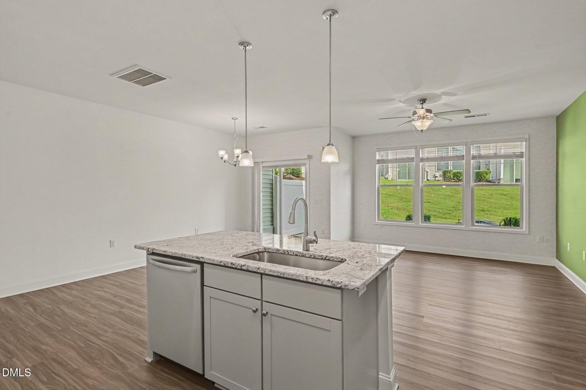 1004 Azimuth Drive Property Photo 8