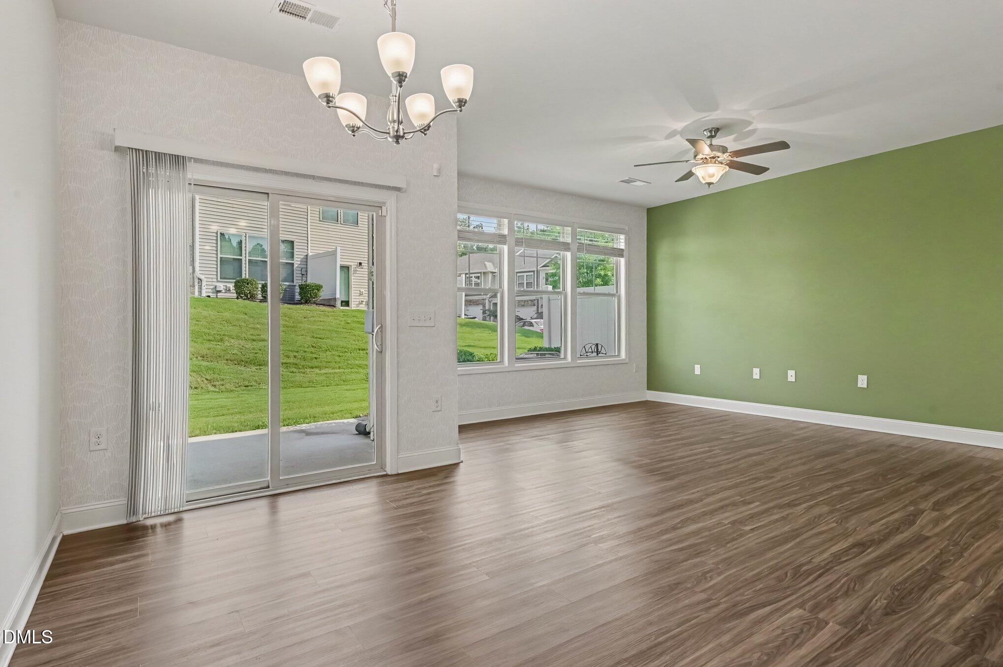 1004 Azimuth Drive Property Photo 11