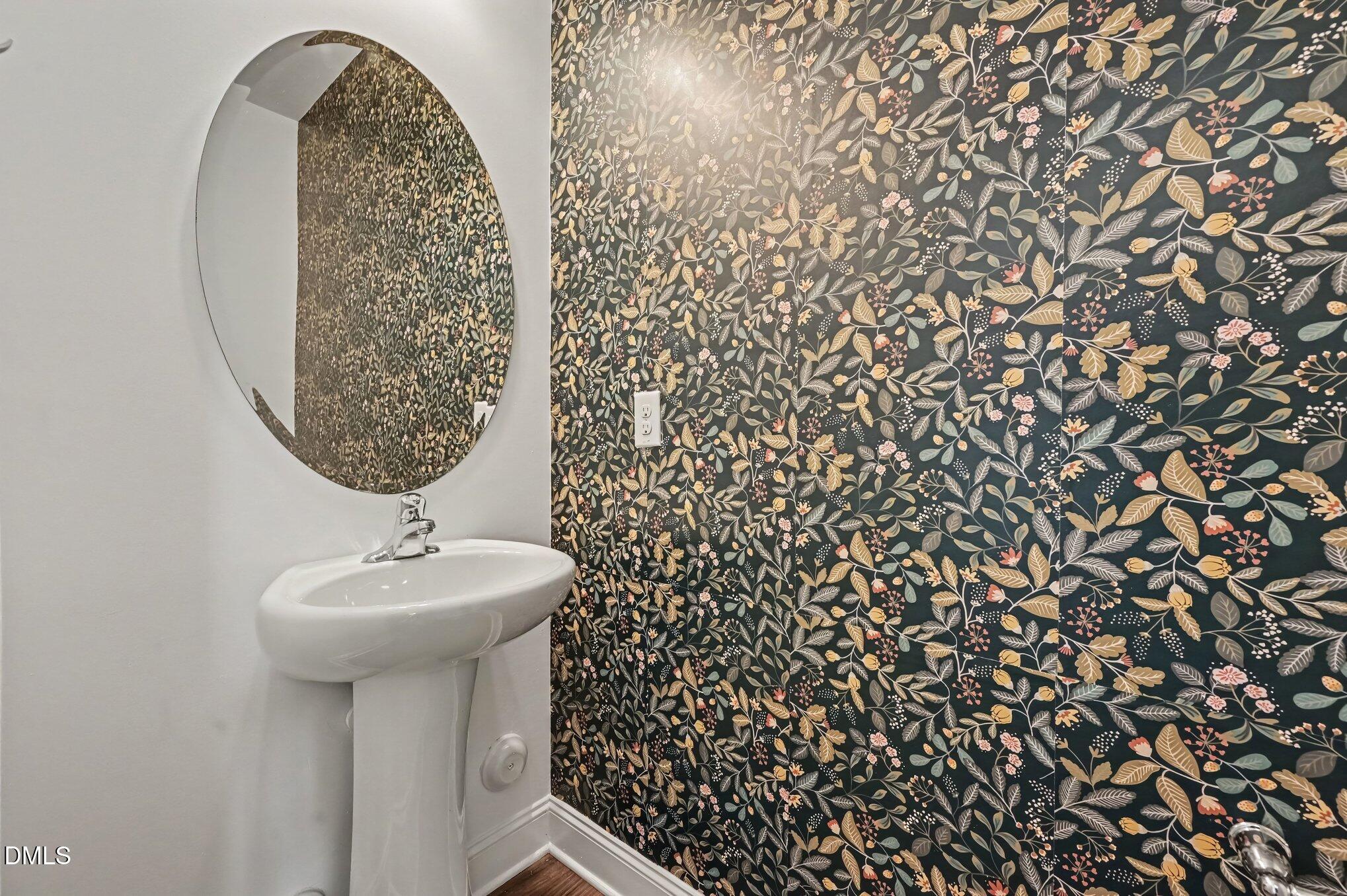 1004 Azimuth Drive Property Photo 14