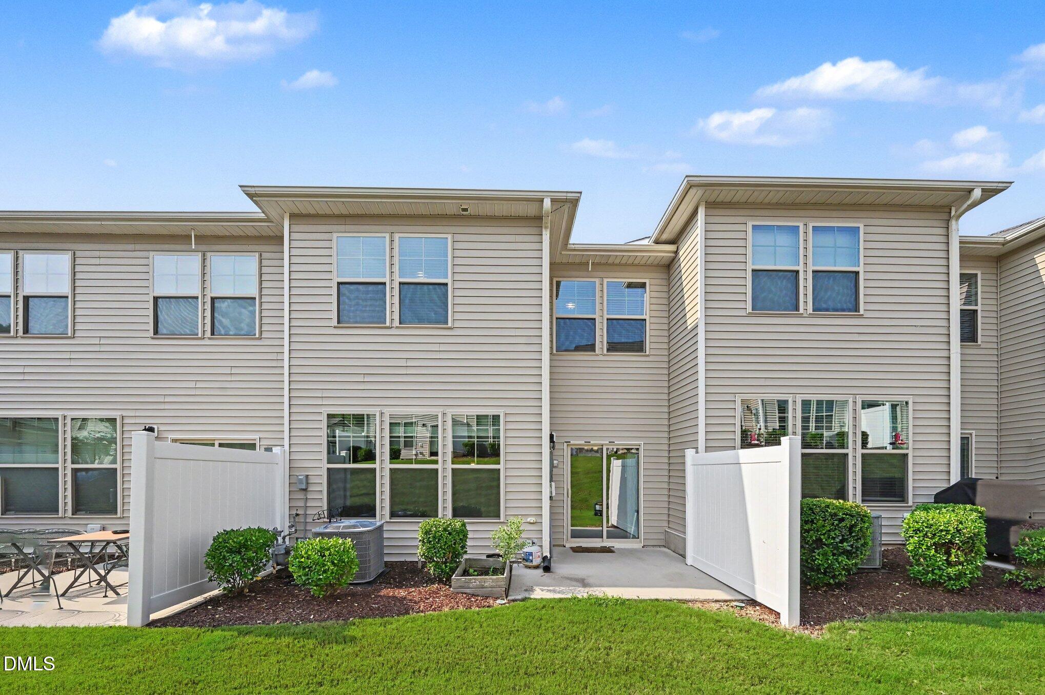 1004 Azimuth Drive Property Photo 33