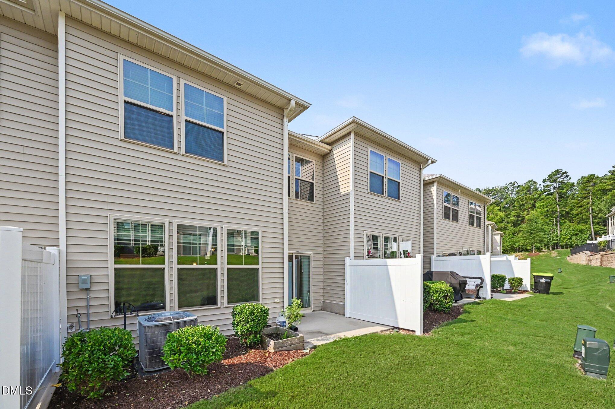 1004 Azimuth Drive Property Photo 34