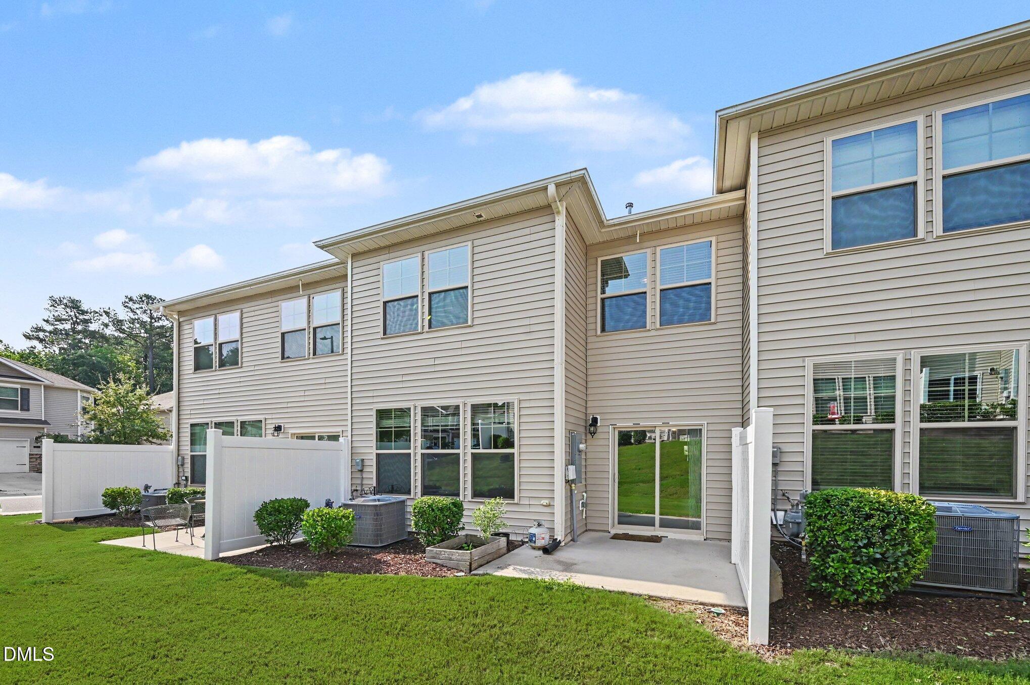 1004 Azimuth Drive Property Photo 36