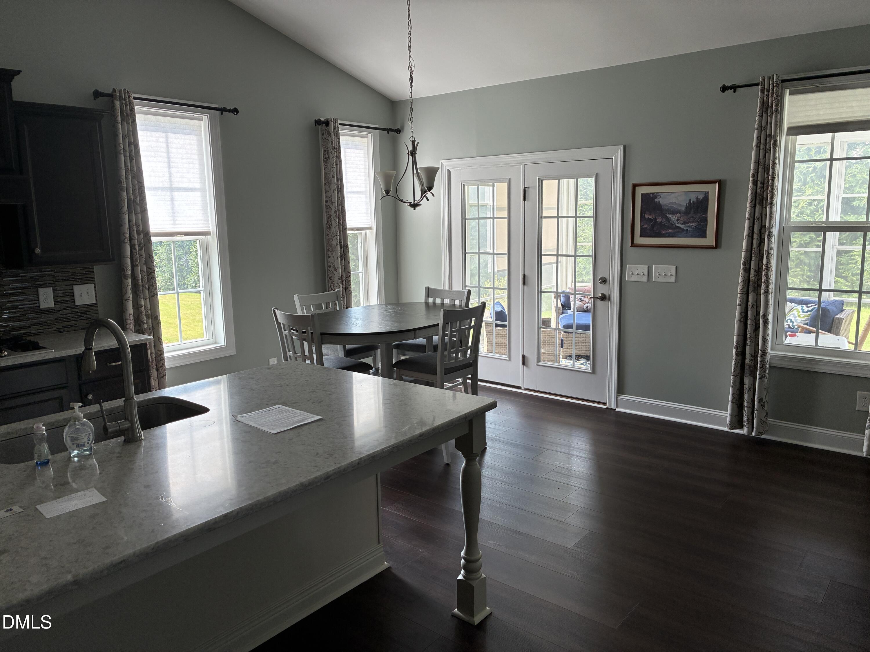 904 Traditions Ridge Drive Property Photo 5