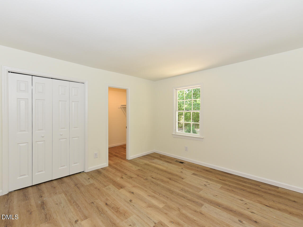 939 Cheves Road Property Photo 11