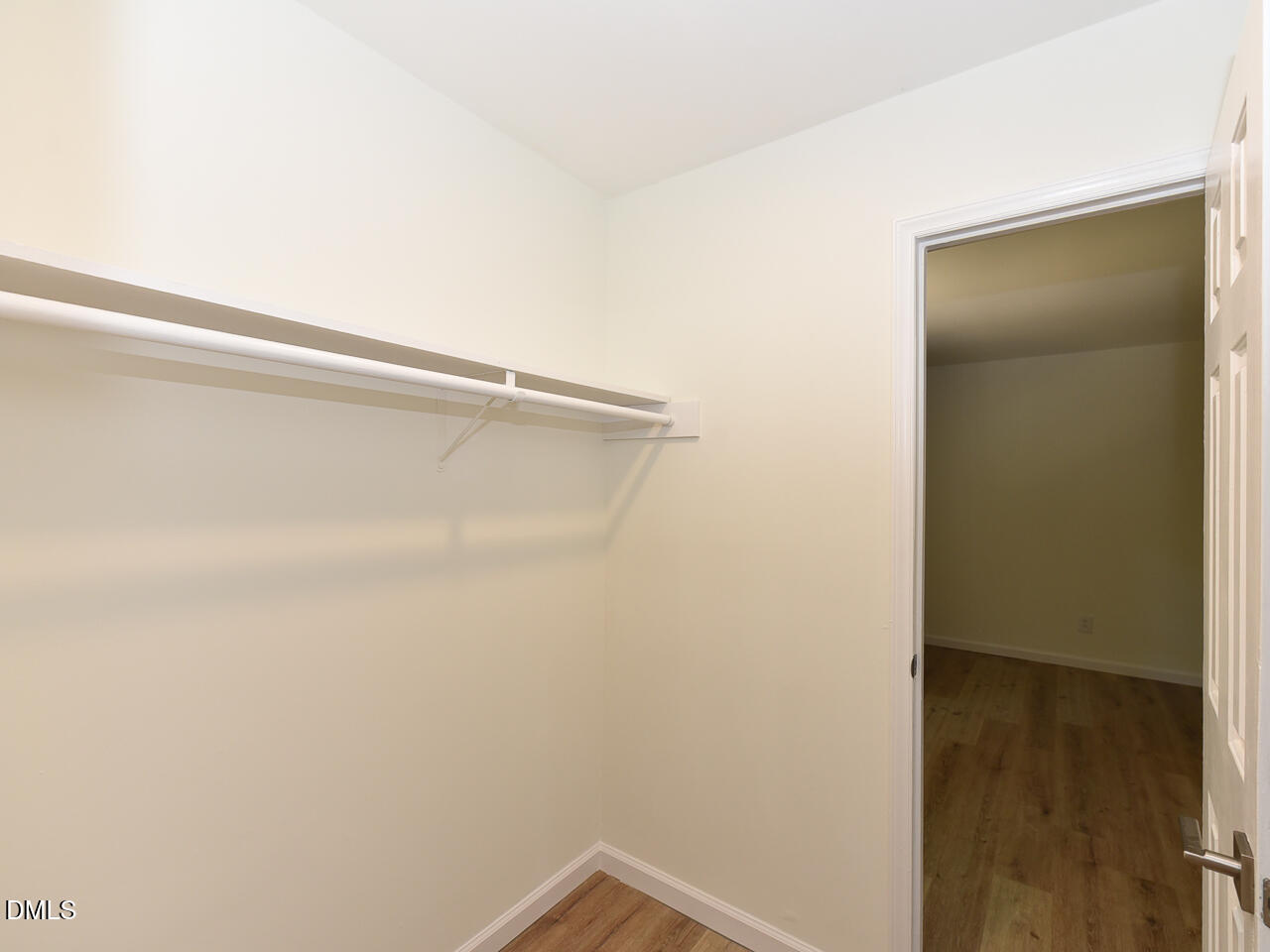 939 Cheves Road Property Photo 13