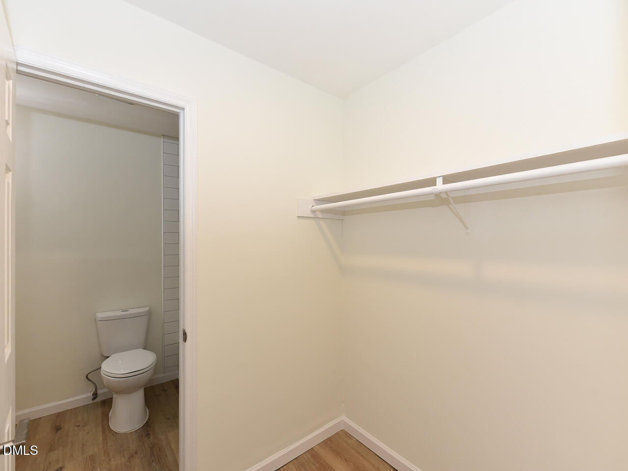 939 Cheves Road Property Photo 14