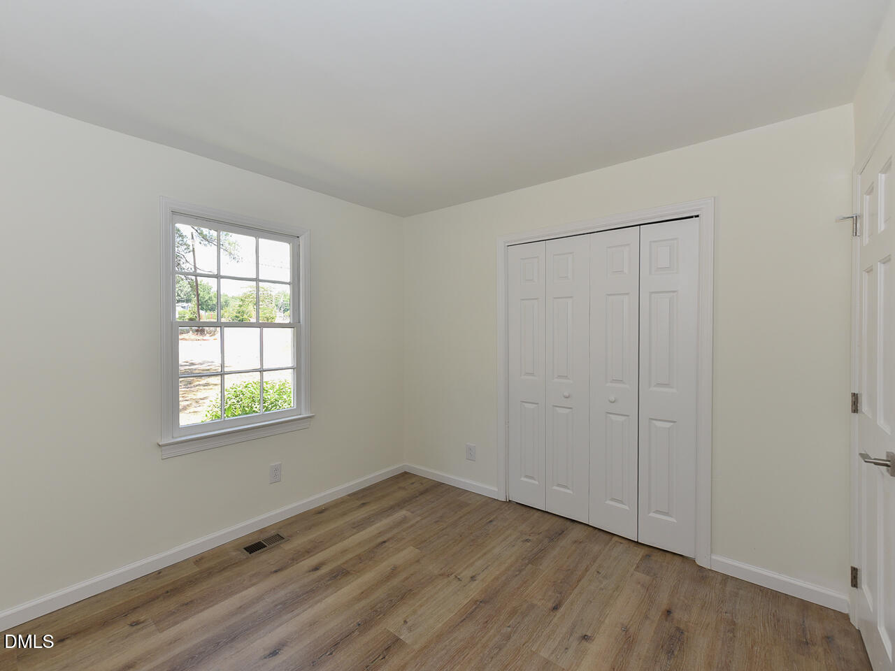 939 Cheves Road Property Photo 16