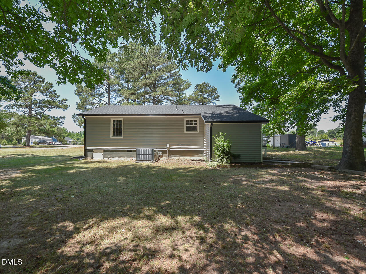 939 Cheves Road Property Photo 21