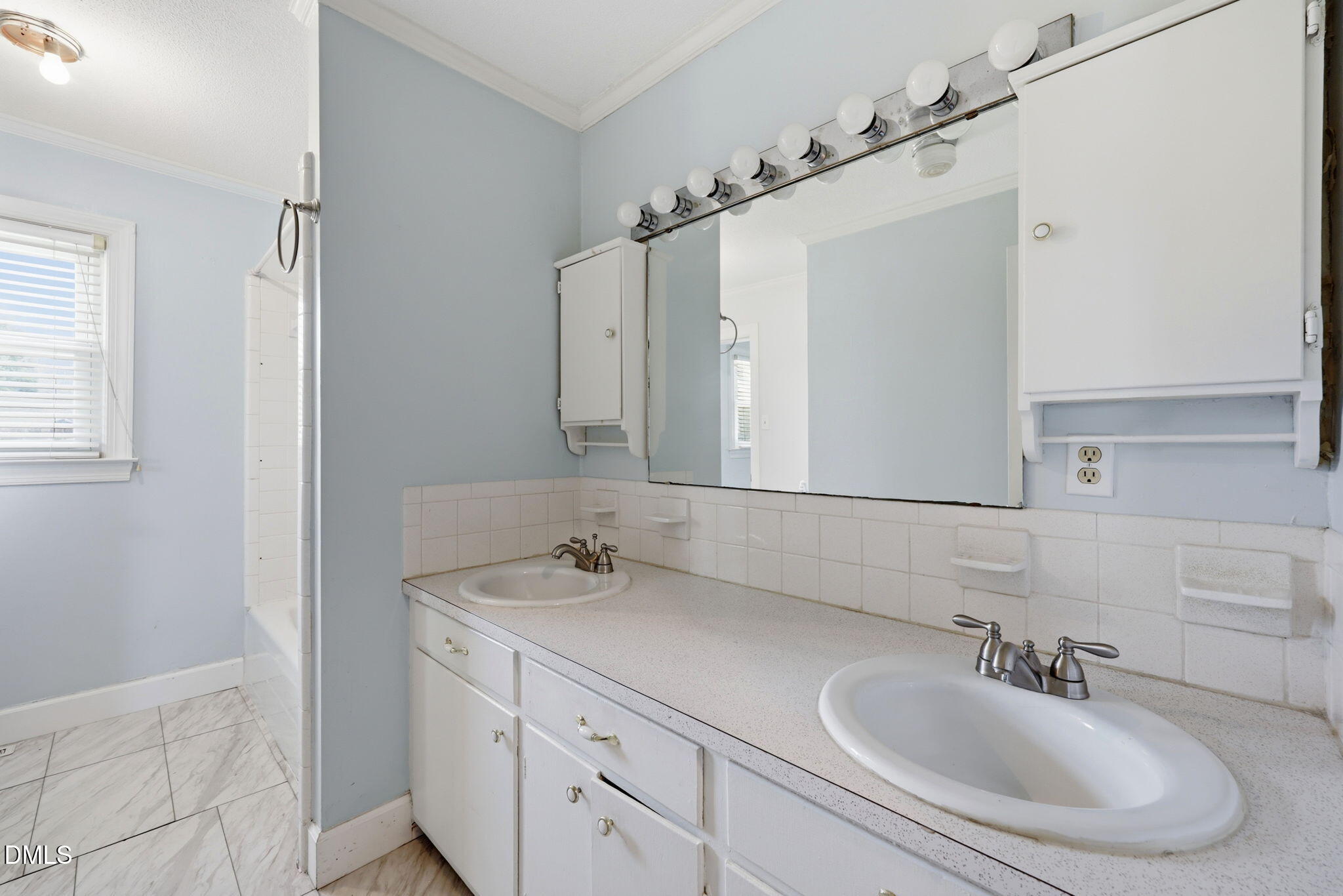 4130 Terrace Drive Property Photo 16