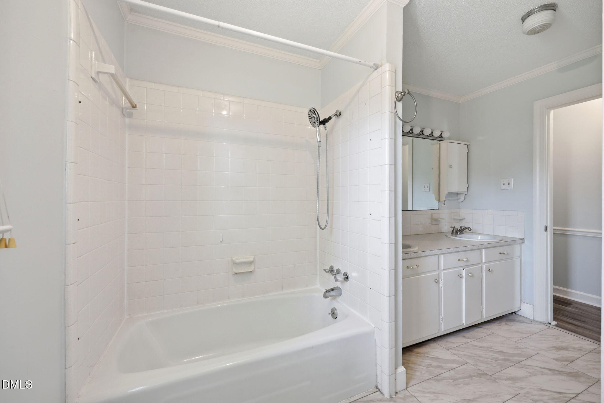 4130 Terrace Drive Property Photo 17