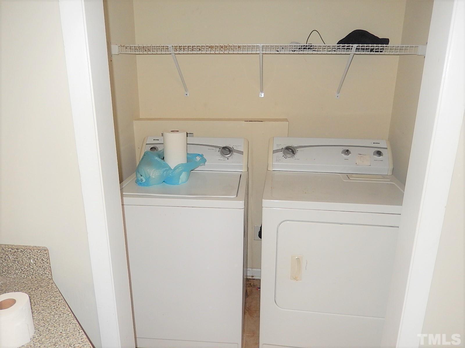 1015 Oberlin Road Property Photo 12
