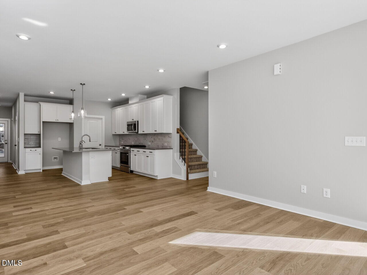 116 N Village Parkway Property Photo 19