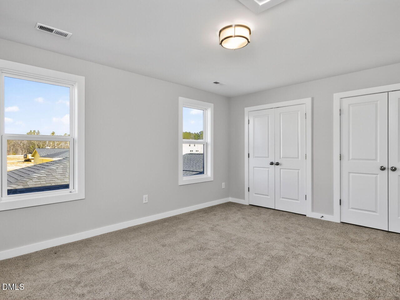 116 N Village Parkway Property Photo 36