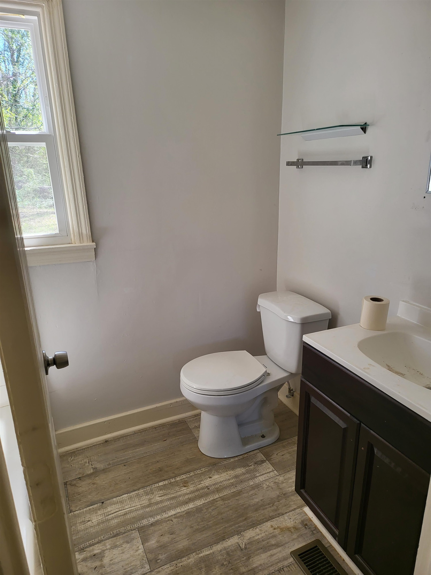 511 Royal Street Property Photo 3