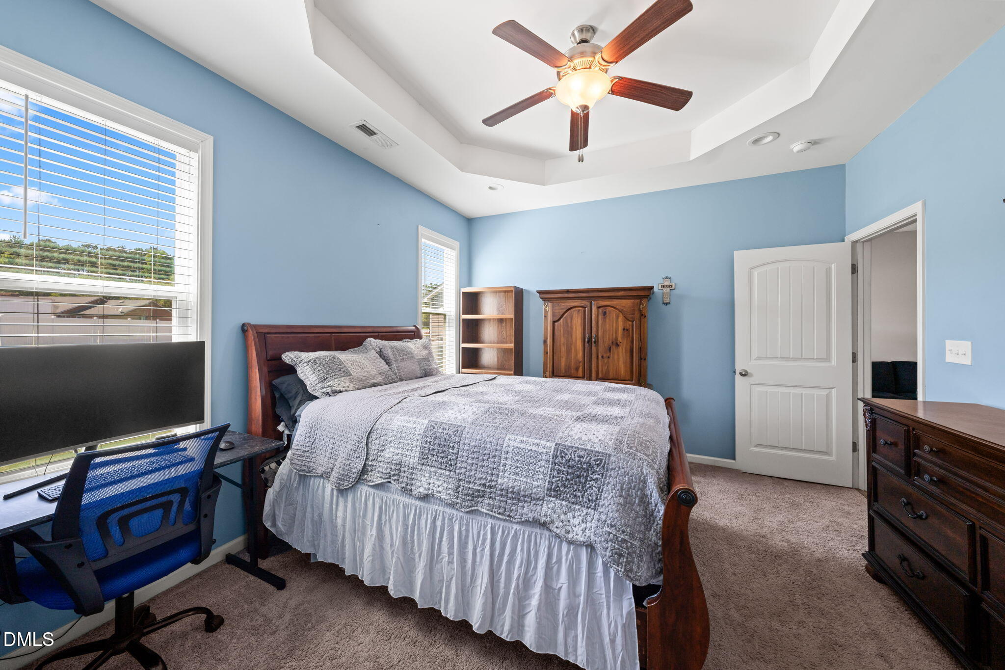303 Bella Square Property Photo 18