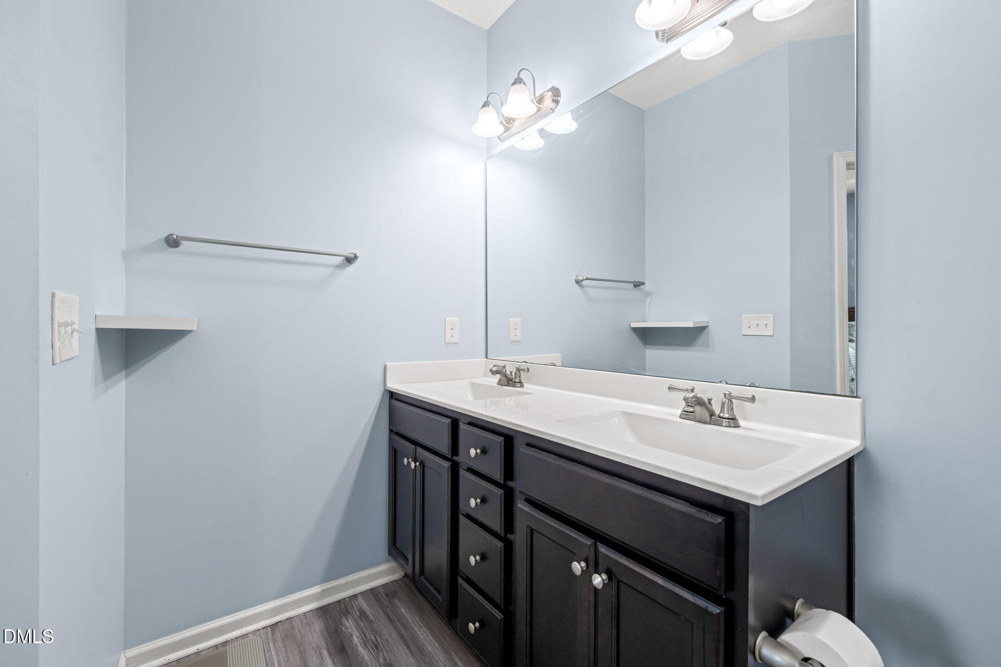 303 Bella Square Property Photo 19